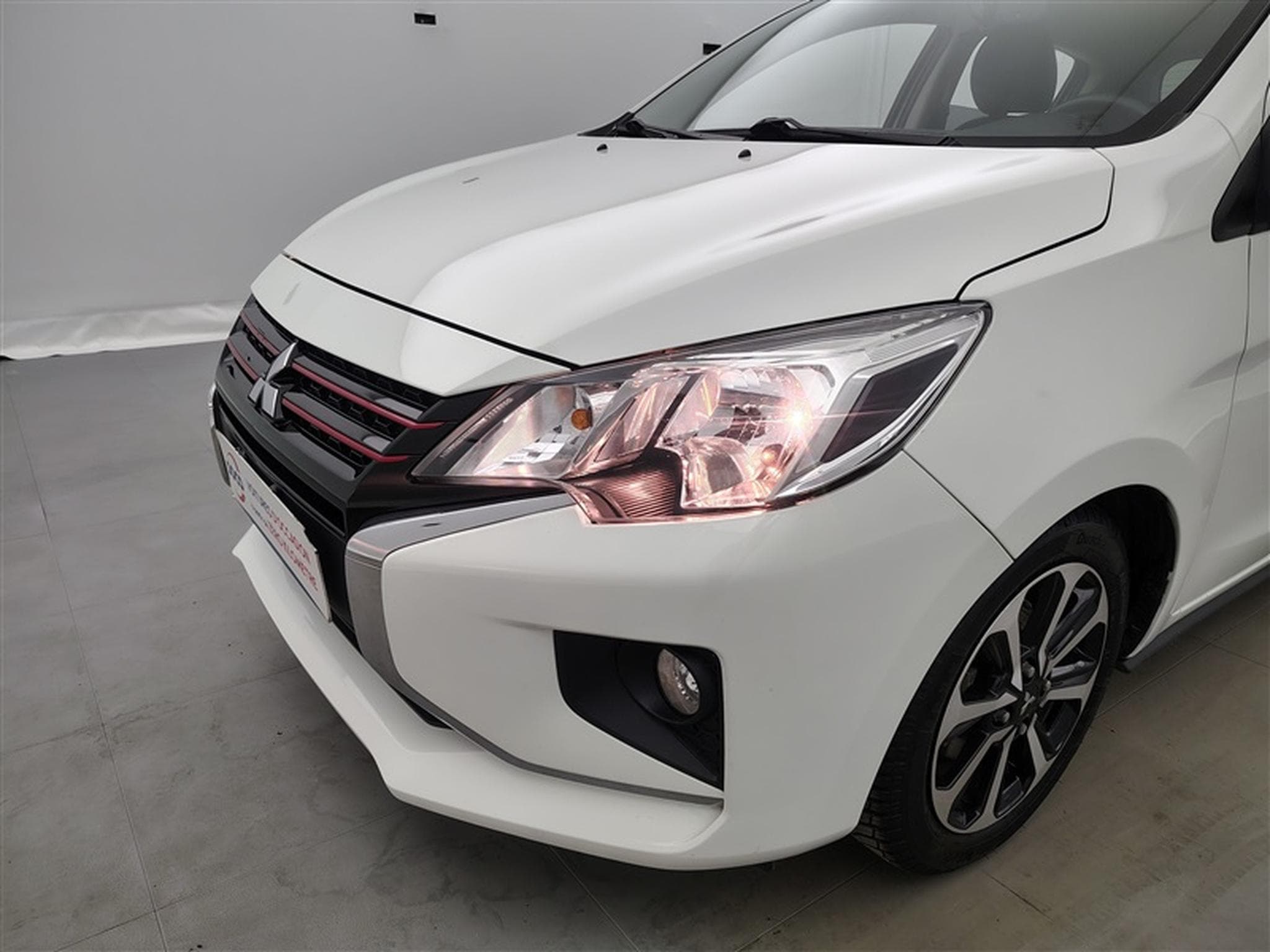 Mitsubishi Space Star 1.2 MiVEC RedLine Edition CARPLAY / CLIM AUTO / JA 15" (2024) - Foto 15