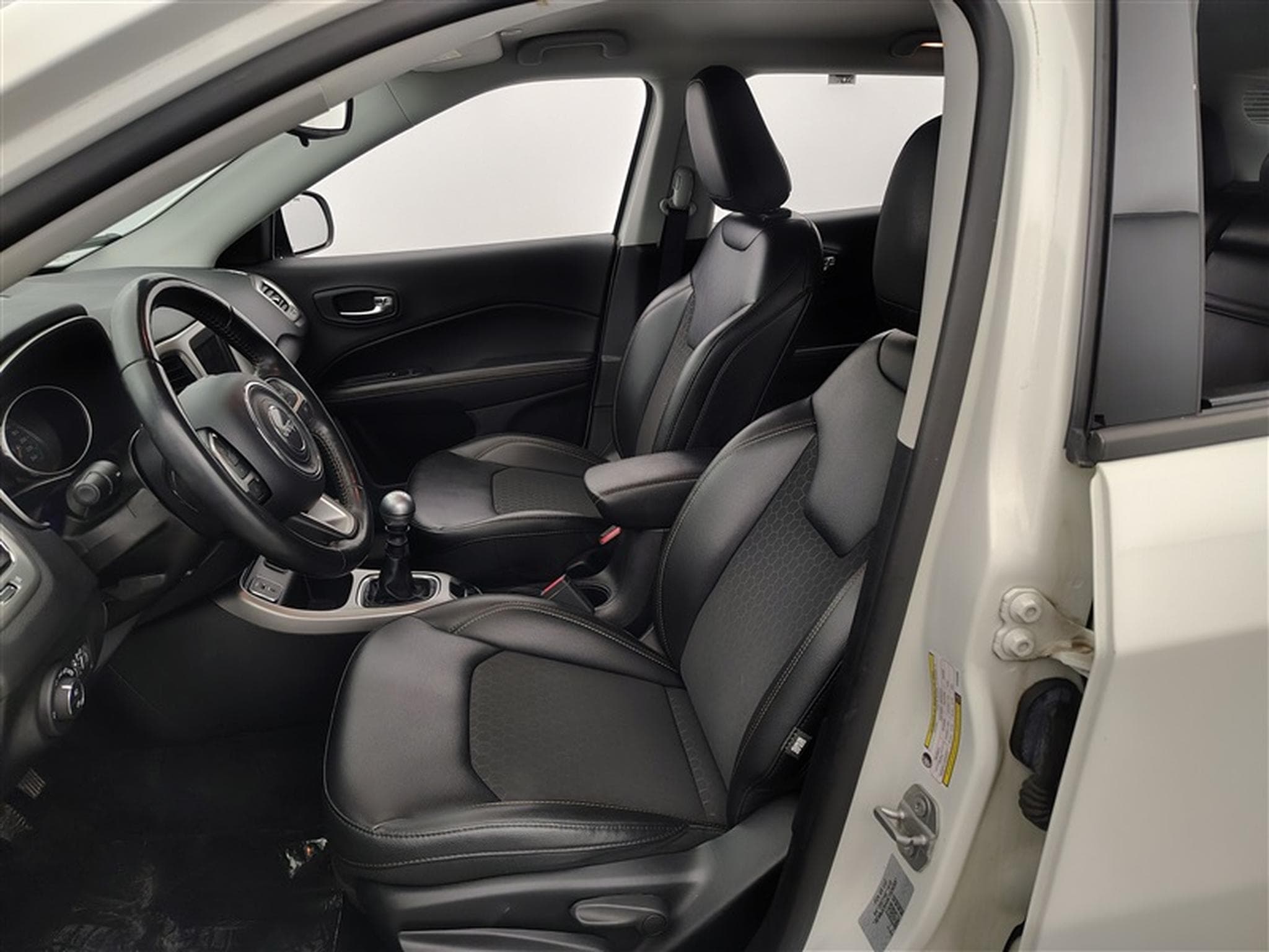 Jeep Compass 1.3 Turbo 4x2 Longitude (2020) - Foto 7