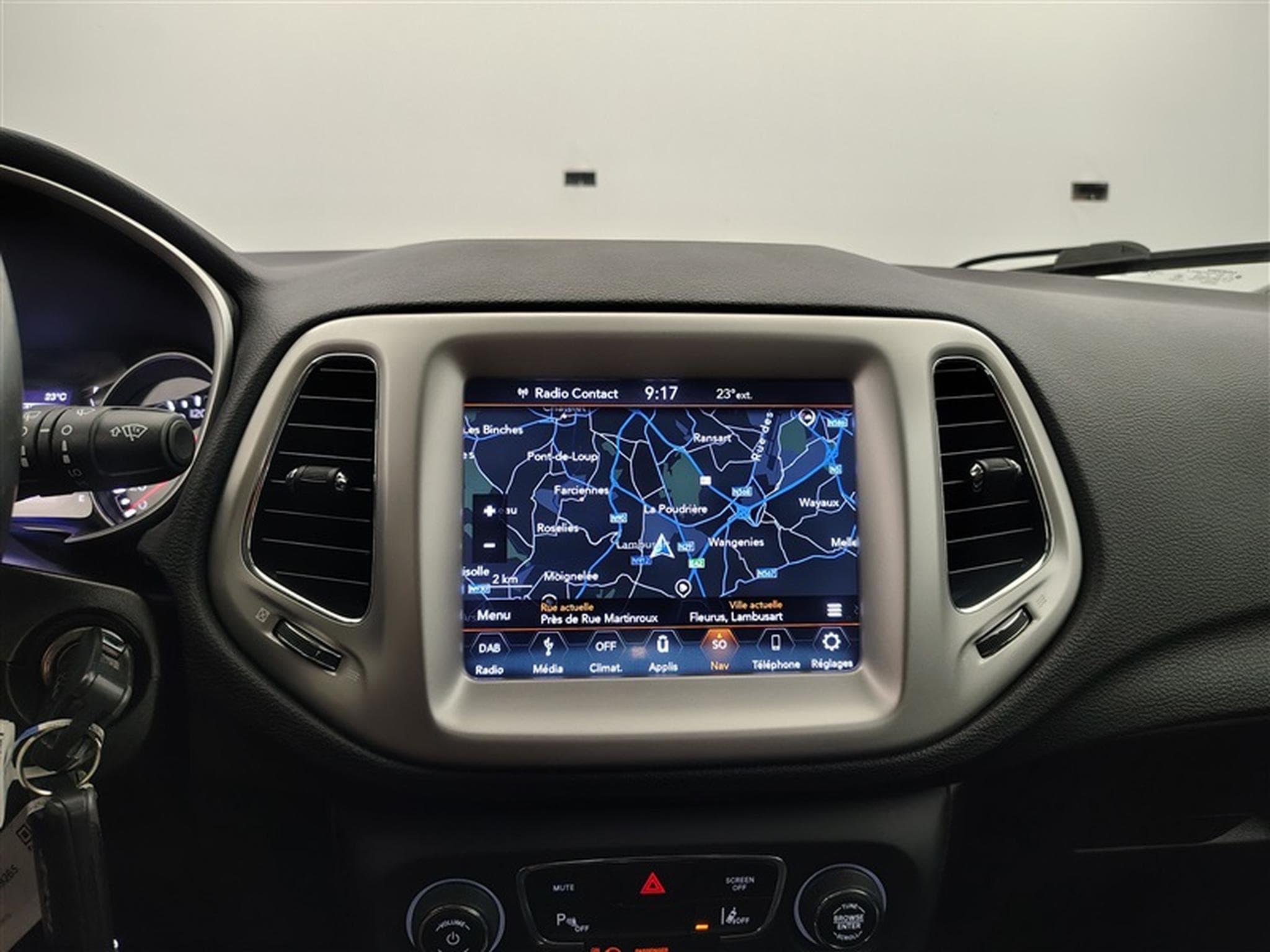 Jeep Compass 1.3 Turbo 4x2 Longitude (2020) - Foto 11