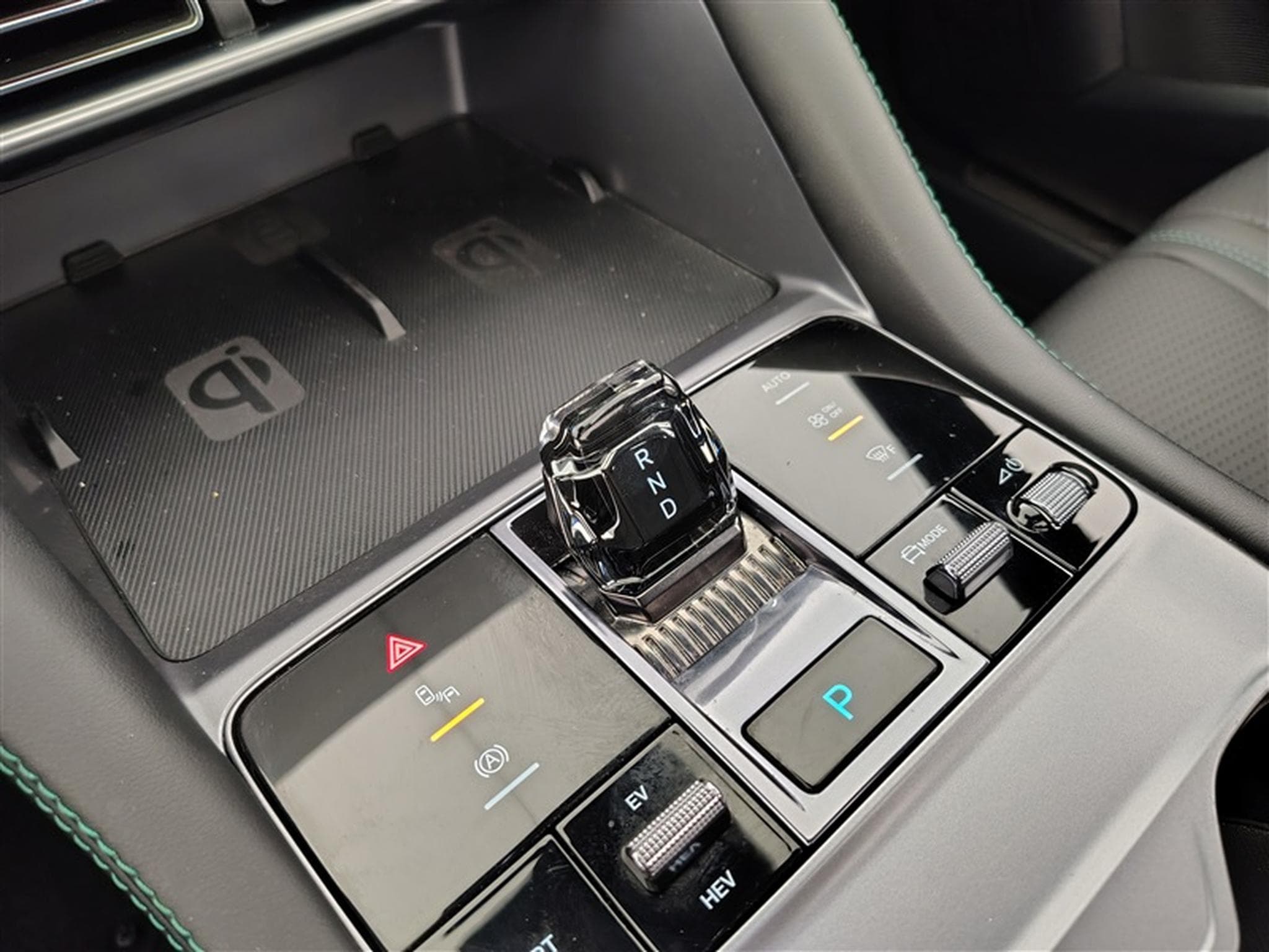 BYD Seal U 1.5 DM-I 218Cv PHEV Boost CUIR / NAVI / TO PANO (2025) - Photo 12