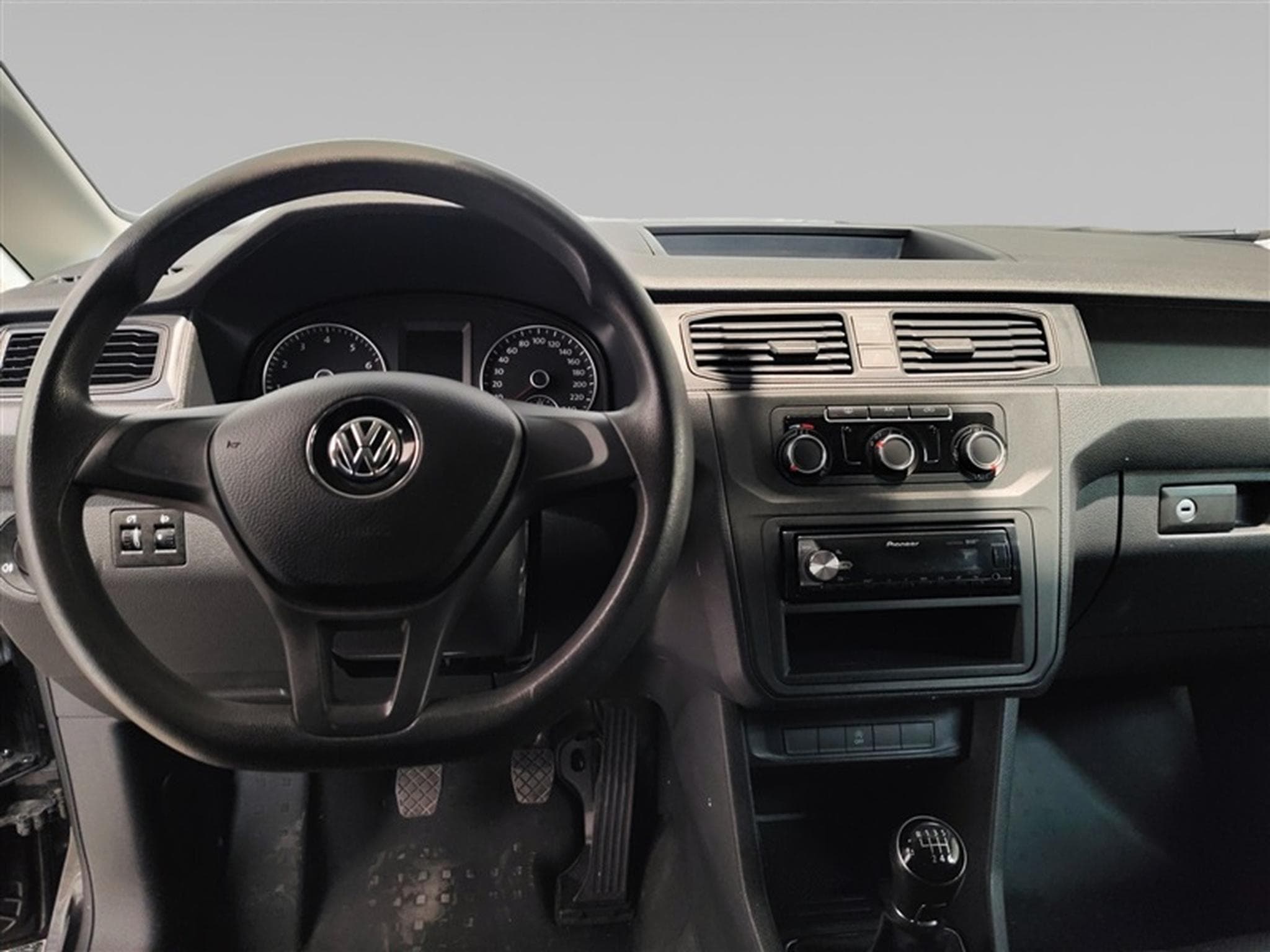 VW Caddy 1.4 TSI Trendline (2019) - Photo 9
