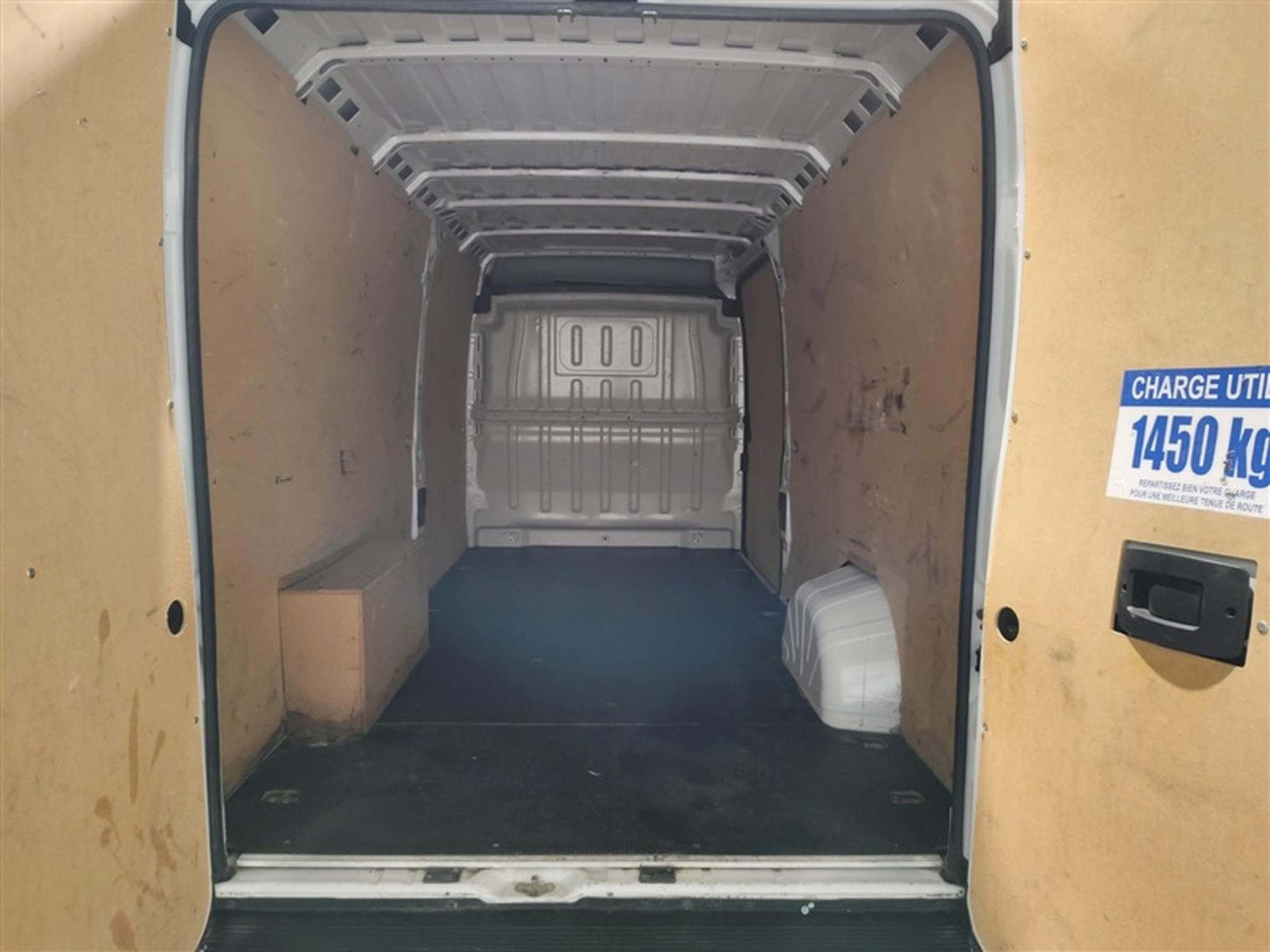 Peugeot Boxer 2.2 BlueHDi 140cv L4H2 NAVI / CAMERA / CRUISE (2022) - Photo 14
