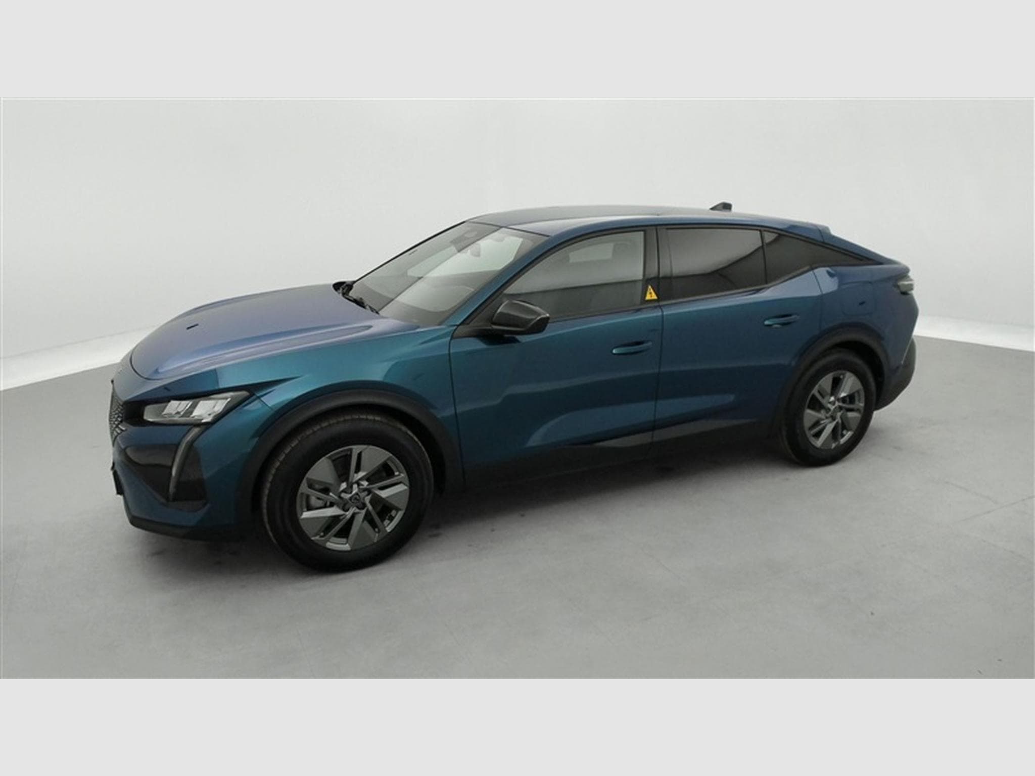 Peugeot 408 PHEV 1.6 Turbo Allure S&S (133 kW) (2024) - Photo 21
