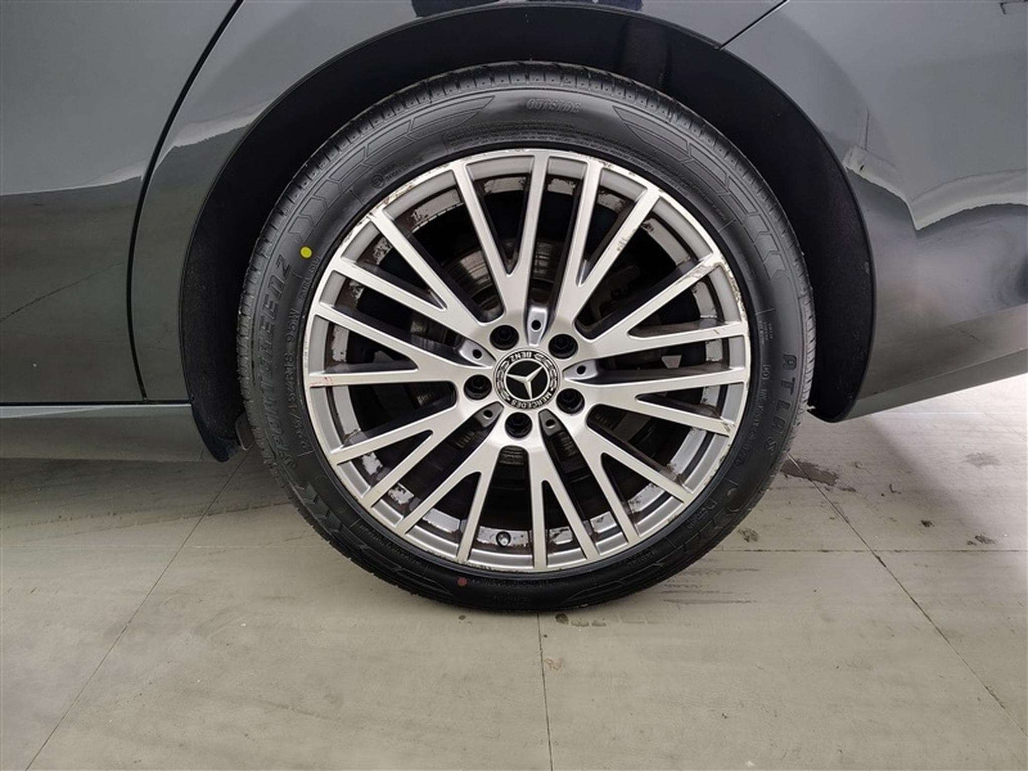 Mercedes CLA 180 d Autom. Luxury Line NAVI / FULL LED / S-CUIR / PANO (2023) - Photo 6