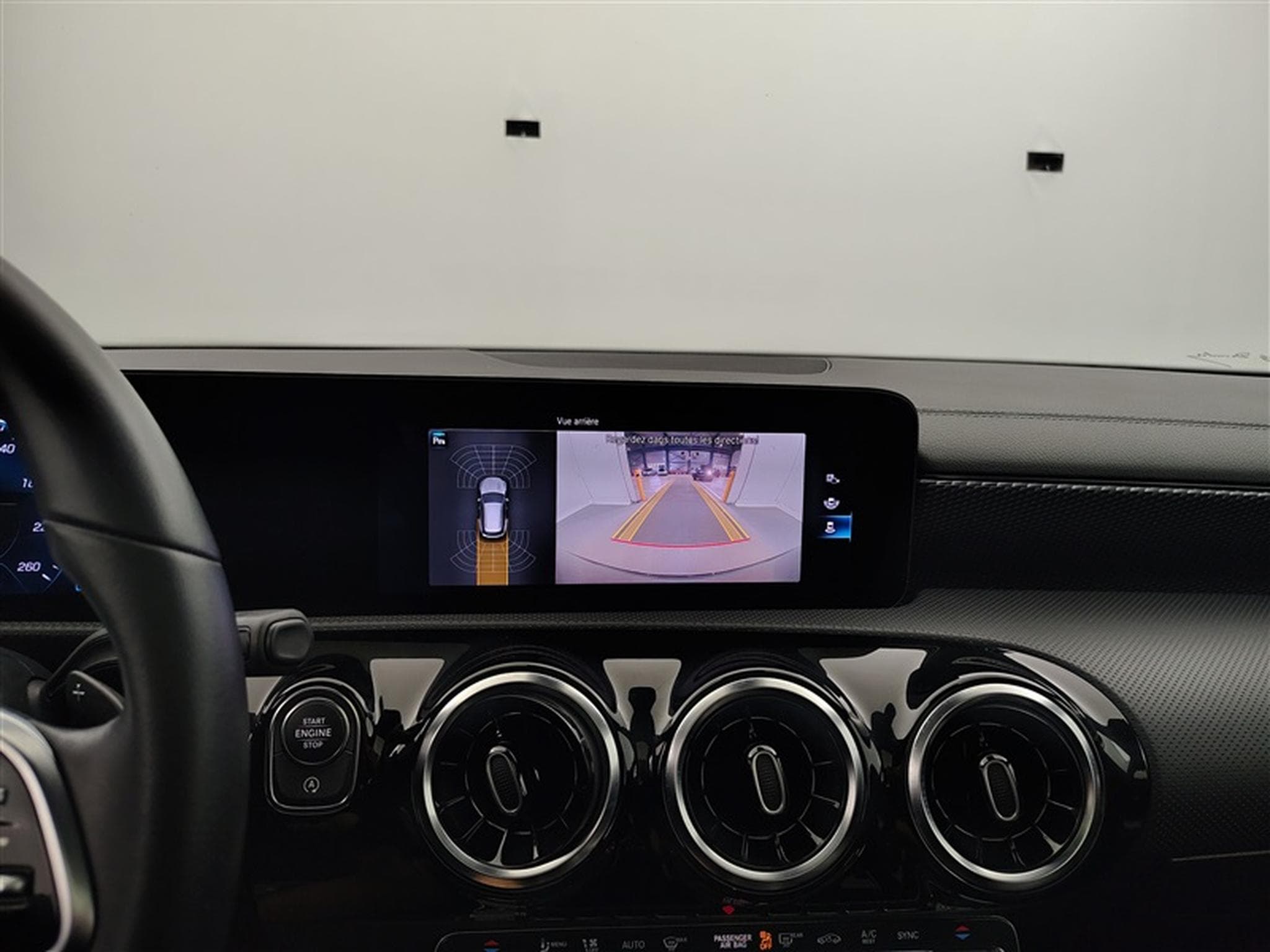 Mercedes CLA 180 d Autom. Luxury Line NAVI / FULL LED / S-CUIR / PANO (2023) - Photo 18