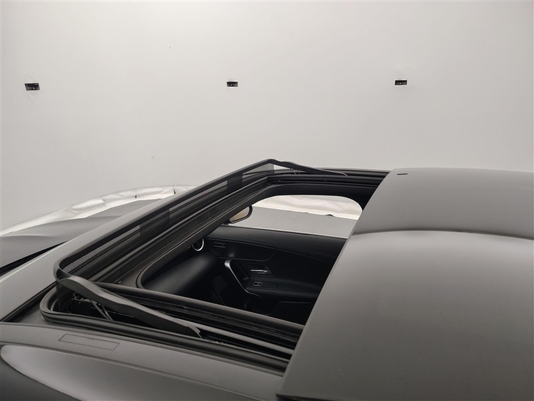 Mercedes CLA 180 d Autom. Luxury Line NAVI / FULL LED / S-CUIR / PANO (2023) - Photo 19