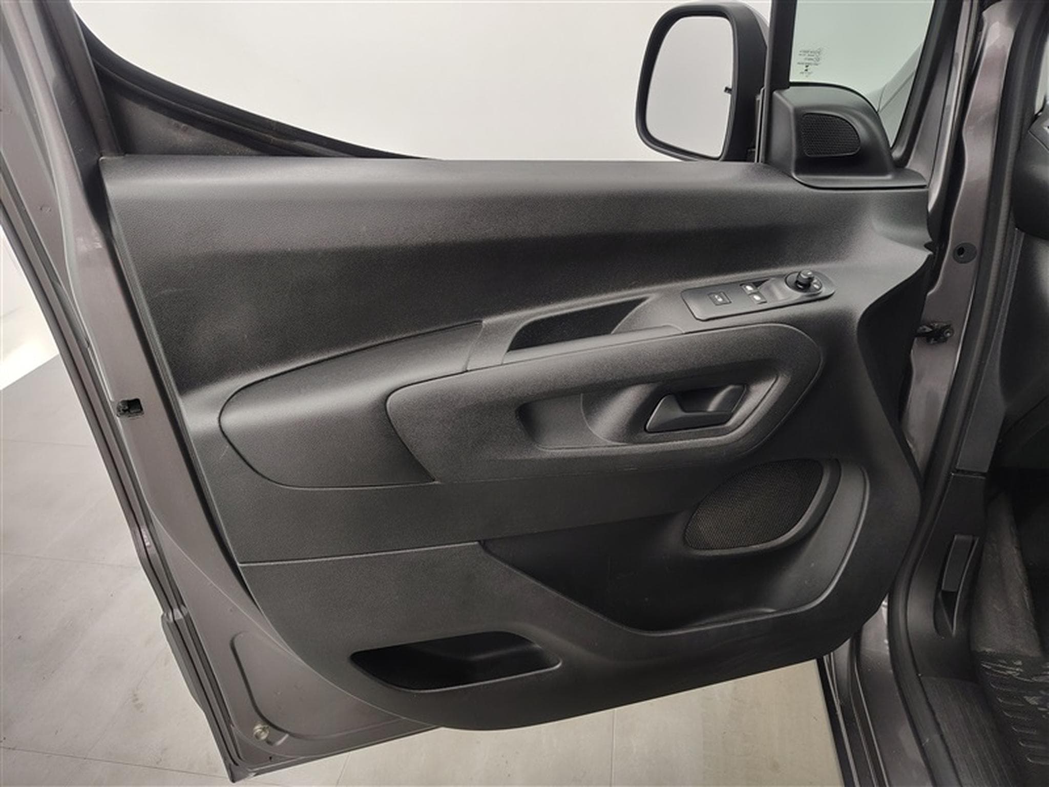 Opel Combo 1.5 TD BlueInj. L2H1 double cab.   Navi / CarPlay / PDC (2021) - Photo 16