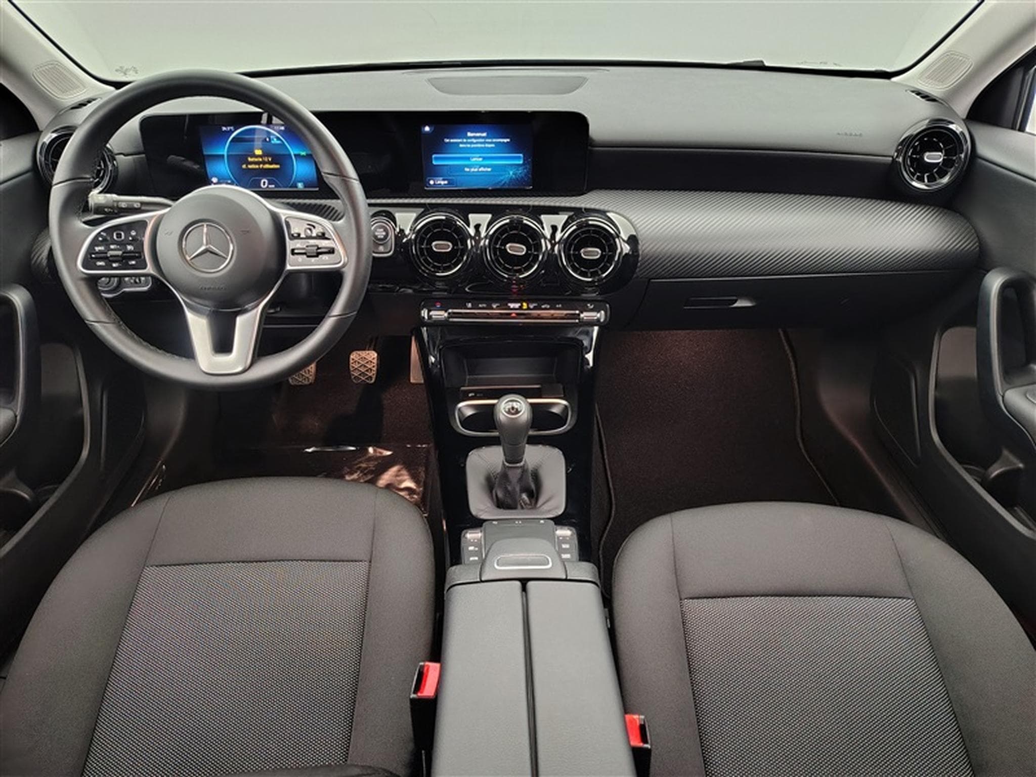 Mercedes A 180 A 180  Business solution NAVI/ LED/JA (2022) - Foto 8