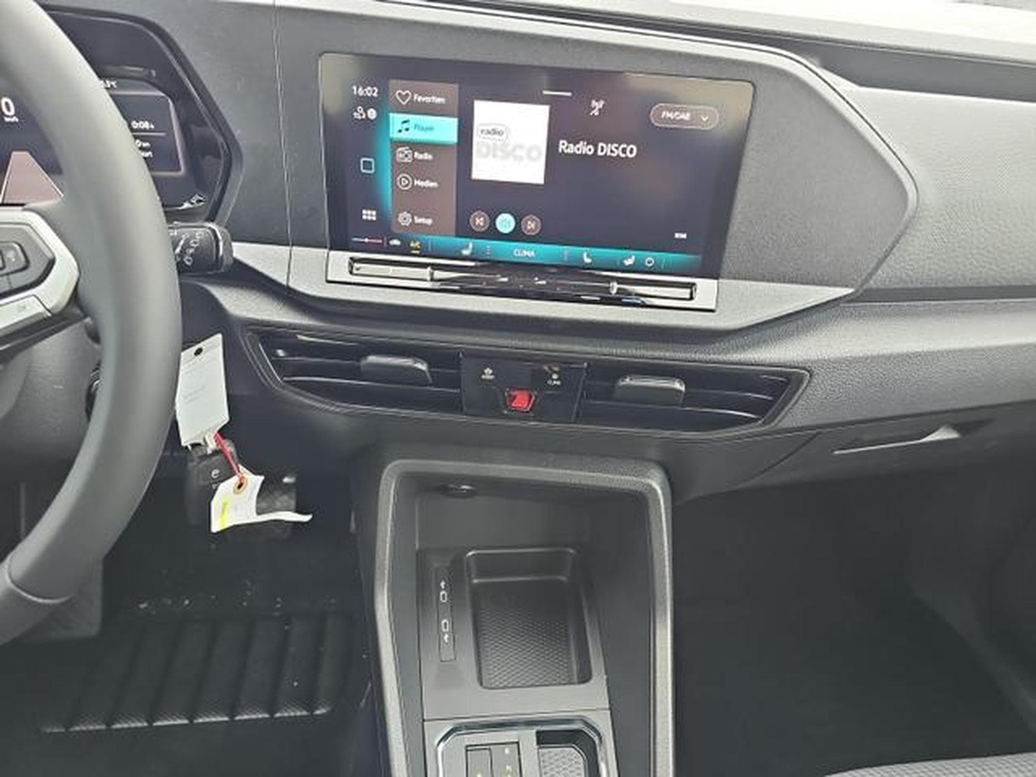 VW Caddy Basis (2026) - Photo 12
