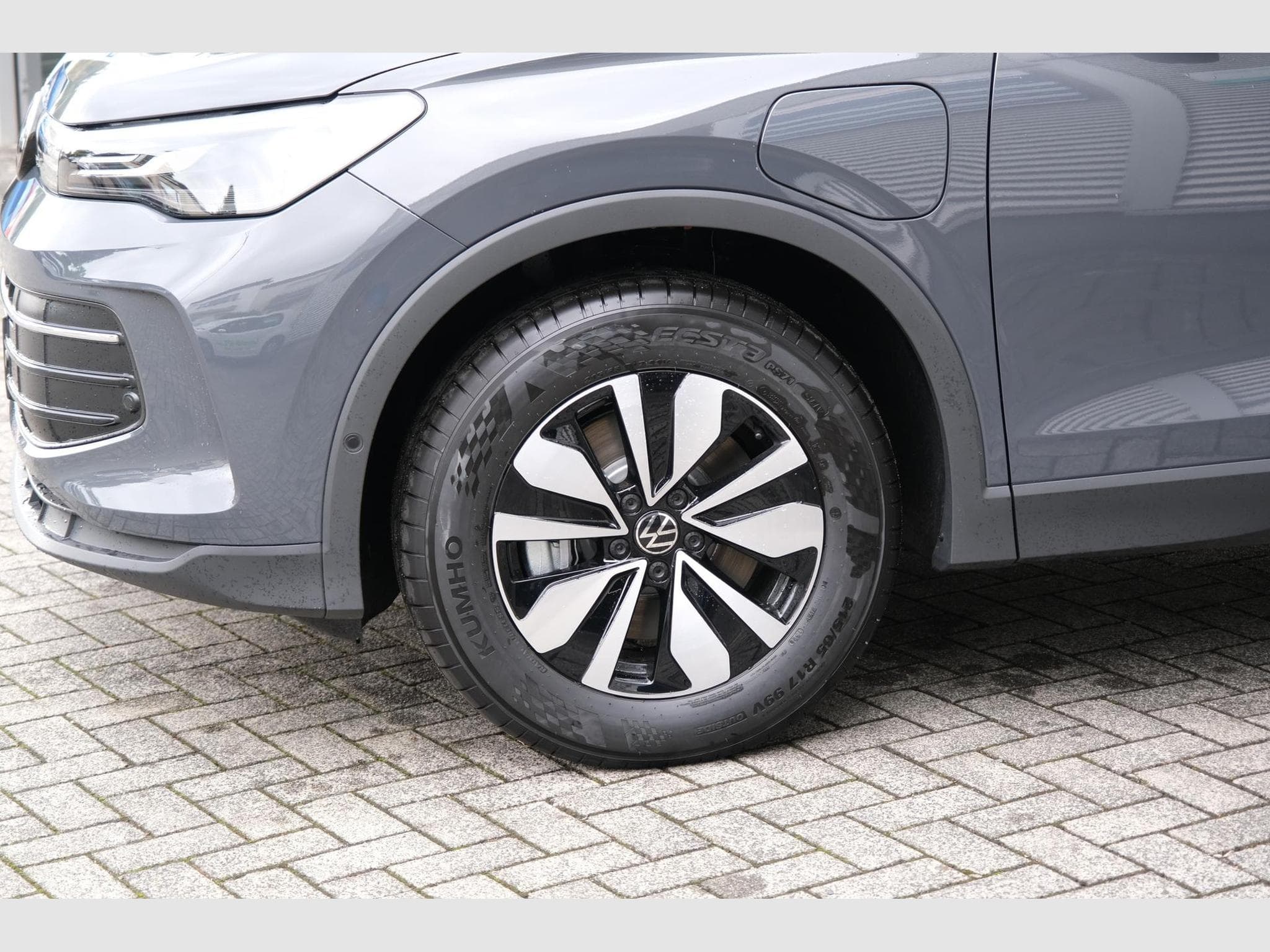 VW Tiguan eHybrid Life DCC (2026) - Photo 17