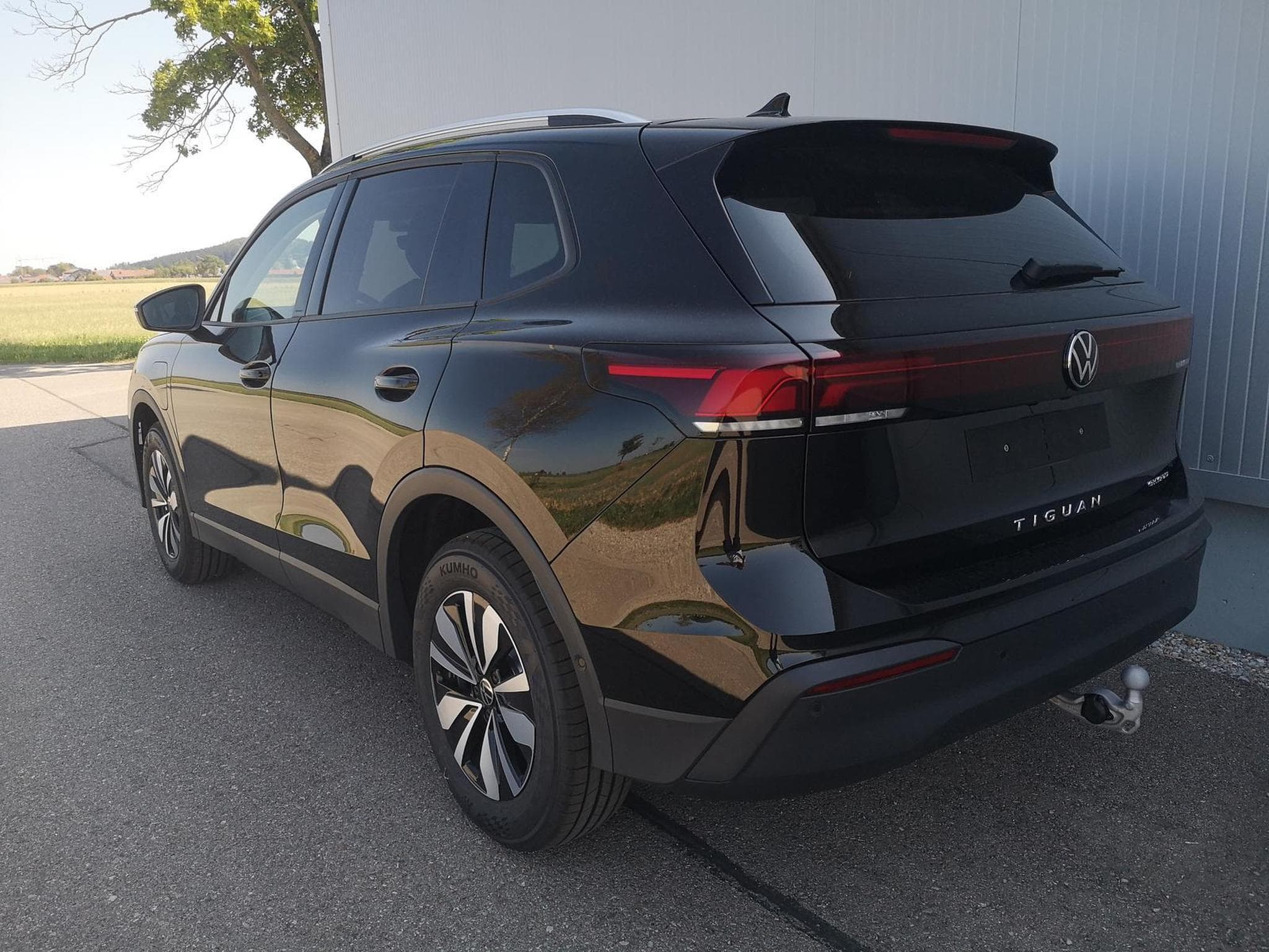 VW Tiguan 1.5 eHybrid Life (2026) - Photo 3