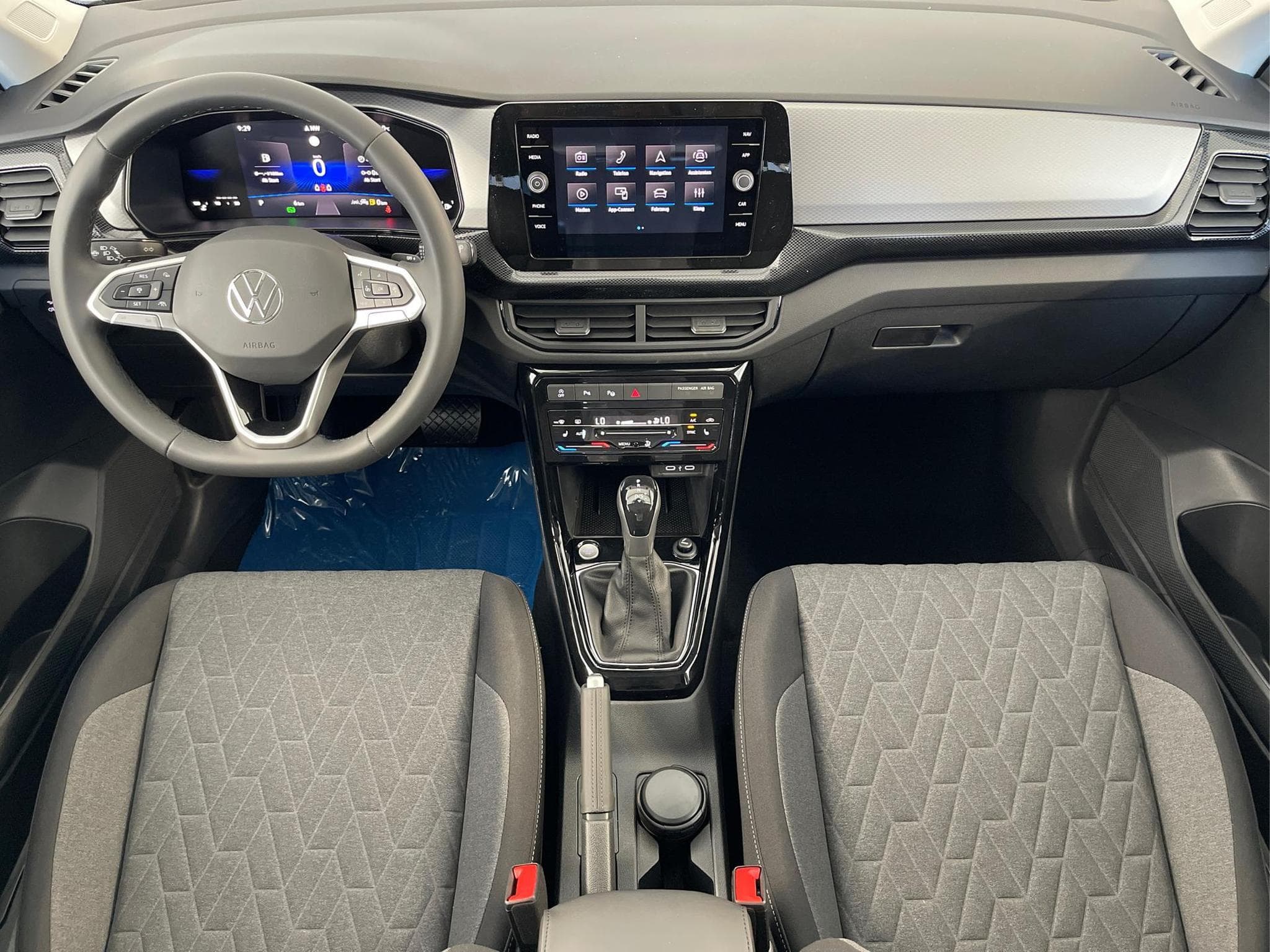 VW T-Cross LIFE (2026) - Photo 6