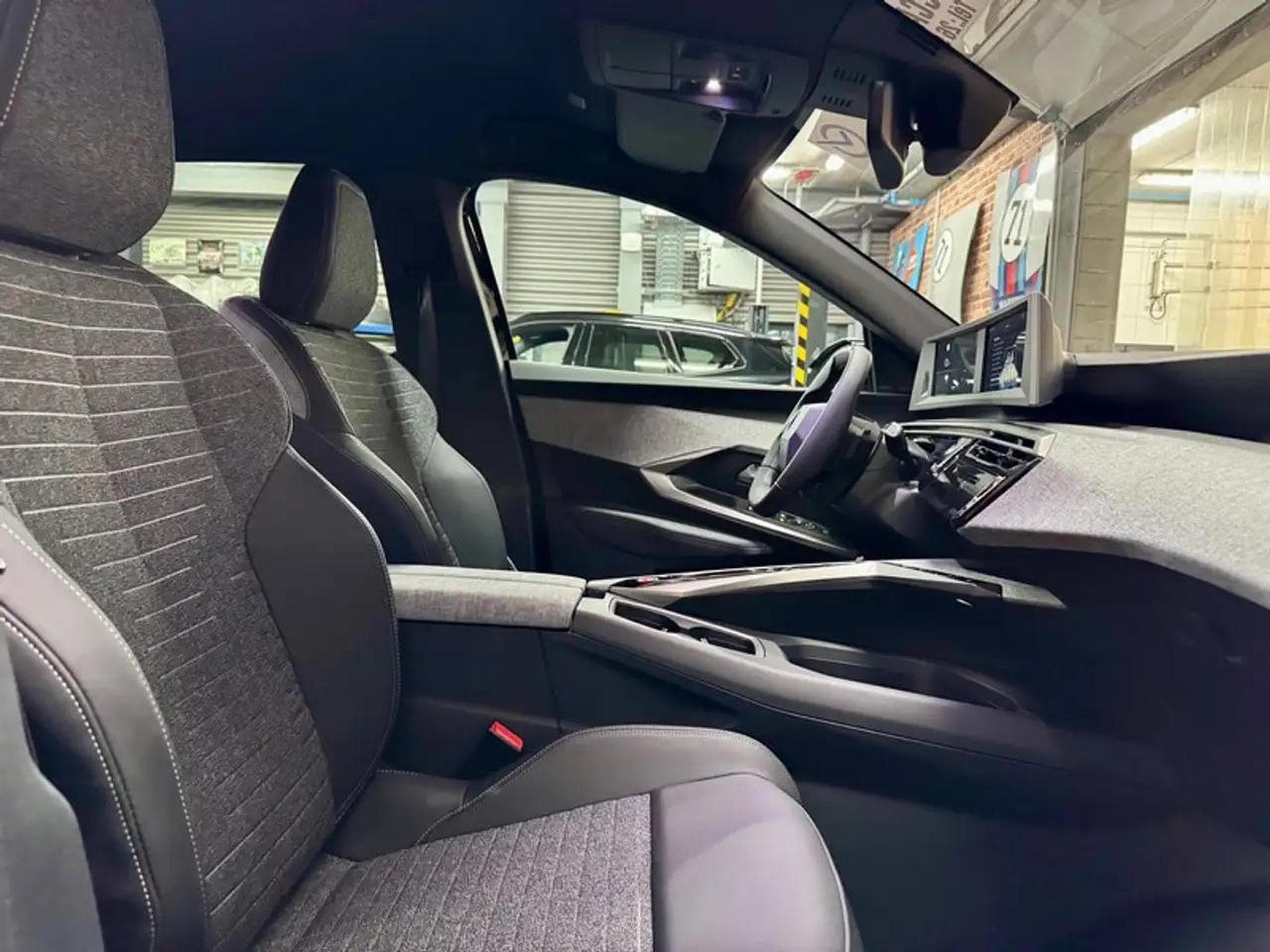 Peugeot 3008 (2025) - Photo 8