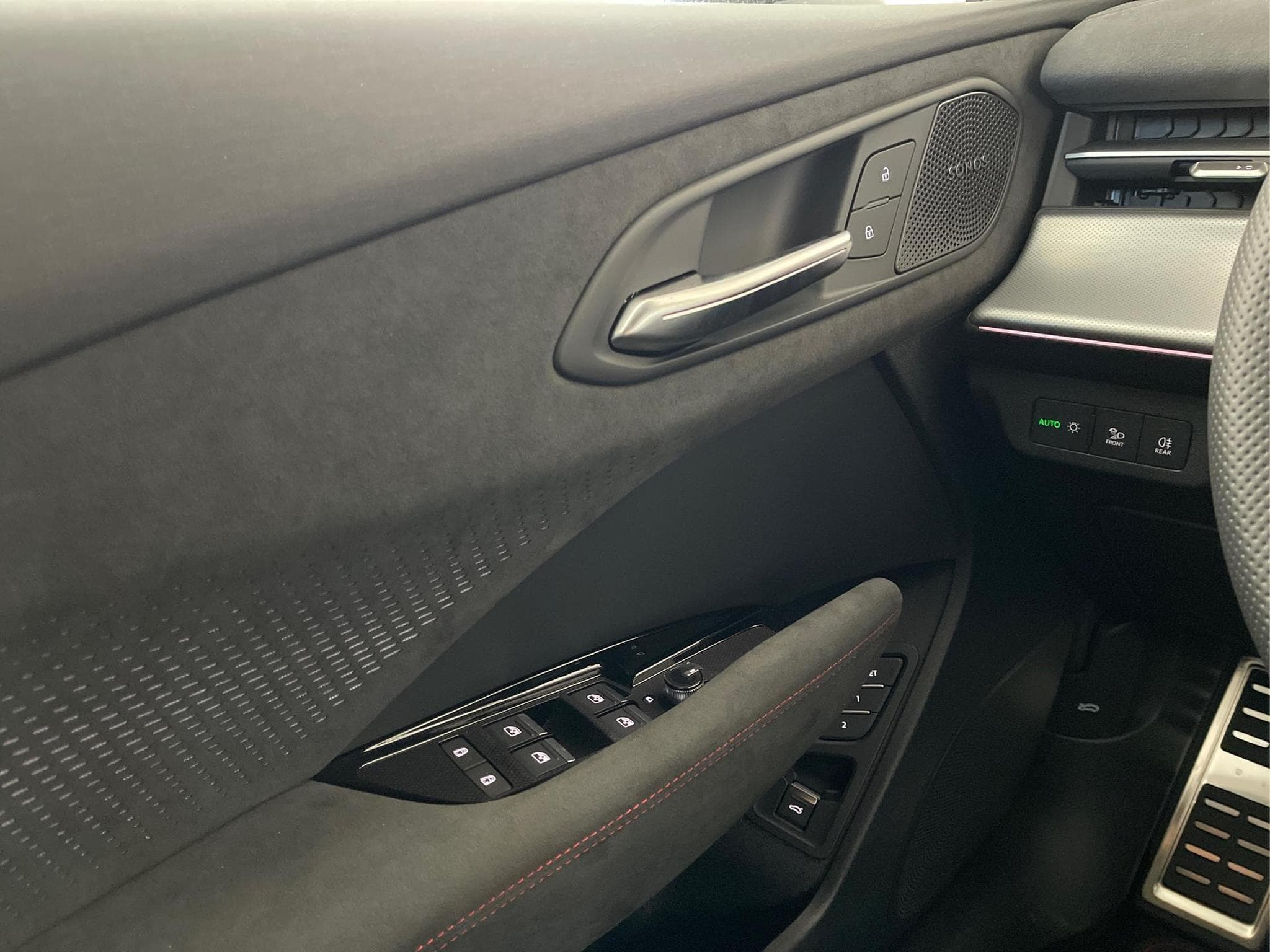 Audi Q3 Sportback NEU (2026) - Photo 9