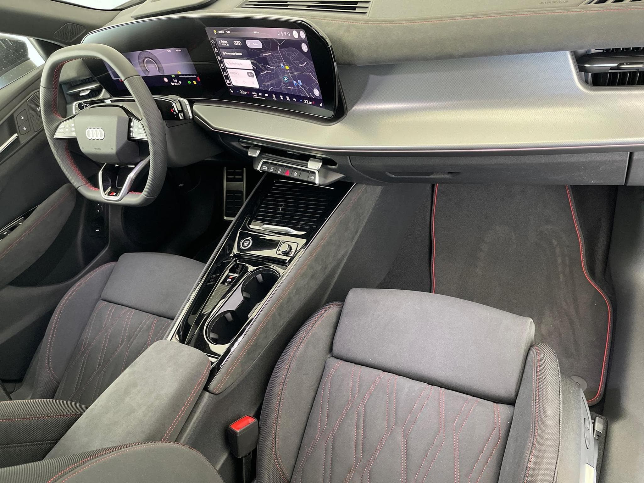 Audi Q3 Sportback NEU (2026) - Photo 13