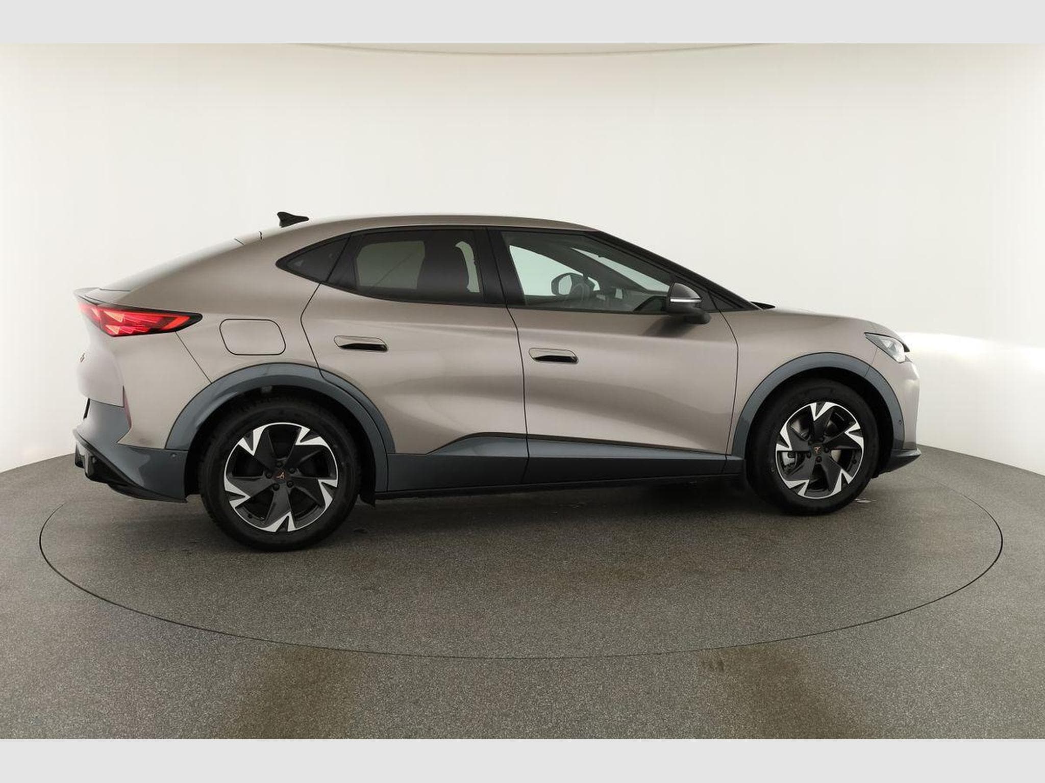 Cupra Tavascan 210 kW Endurance (2026) - Foto 19