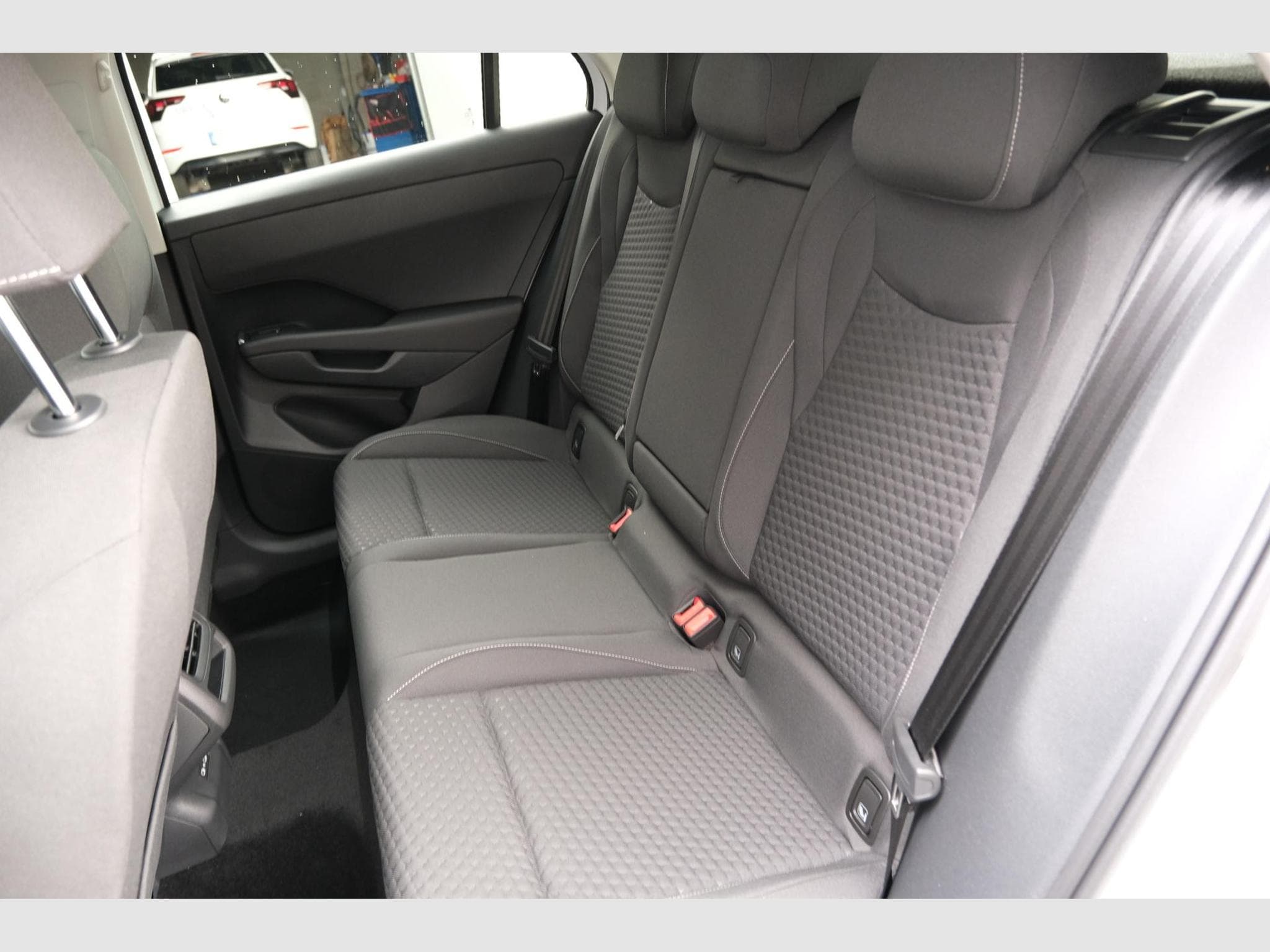 VW T-Roc 1.5 eTSI Life (2026) - Foto 8