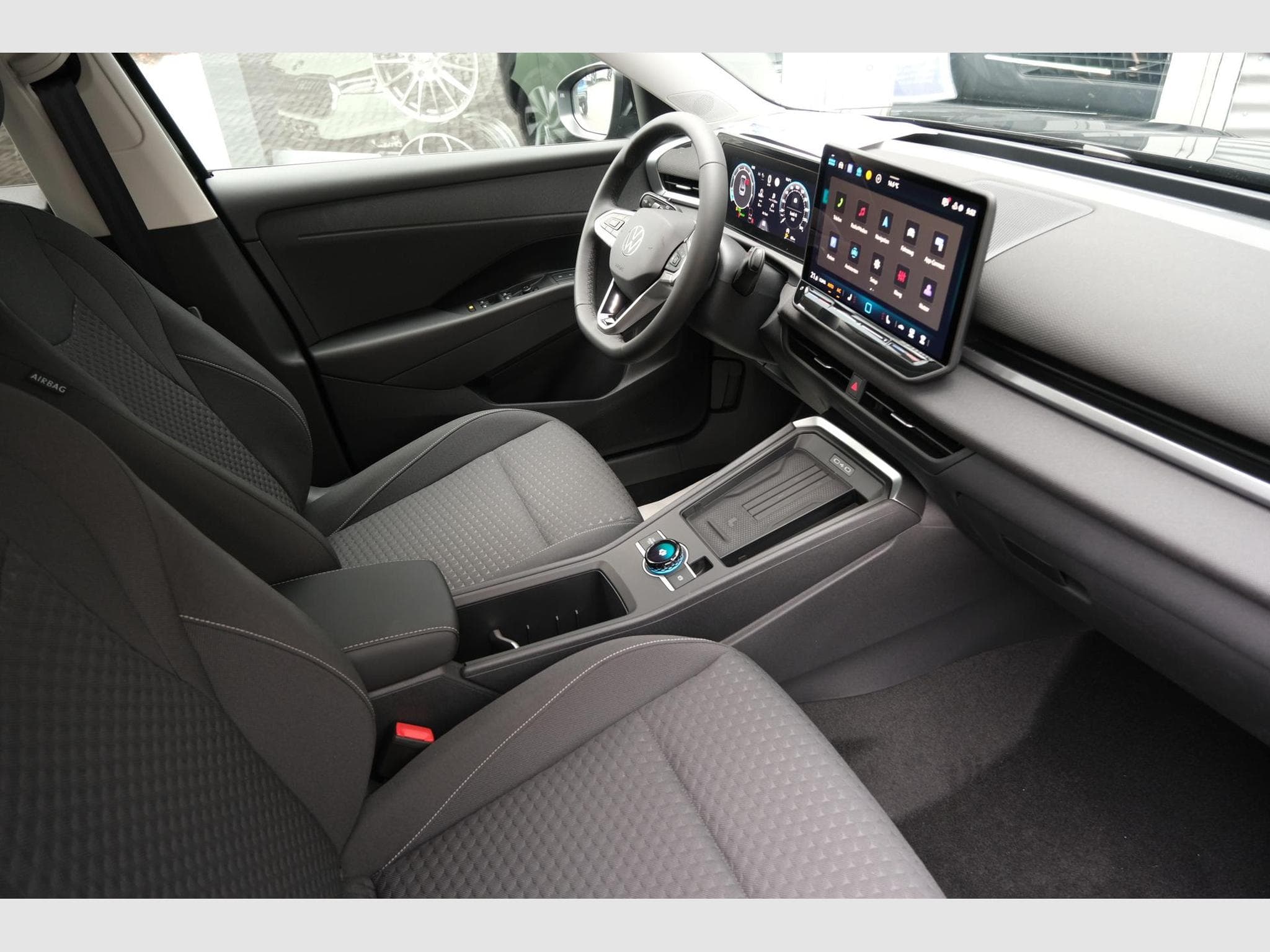 VW T-Roc 1.5 eTSI Life (2026) - Foto 22