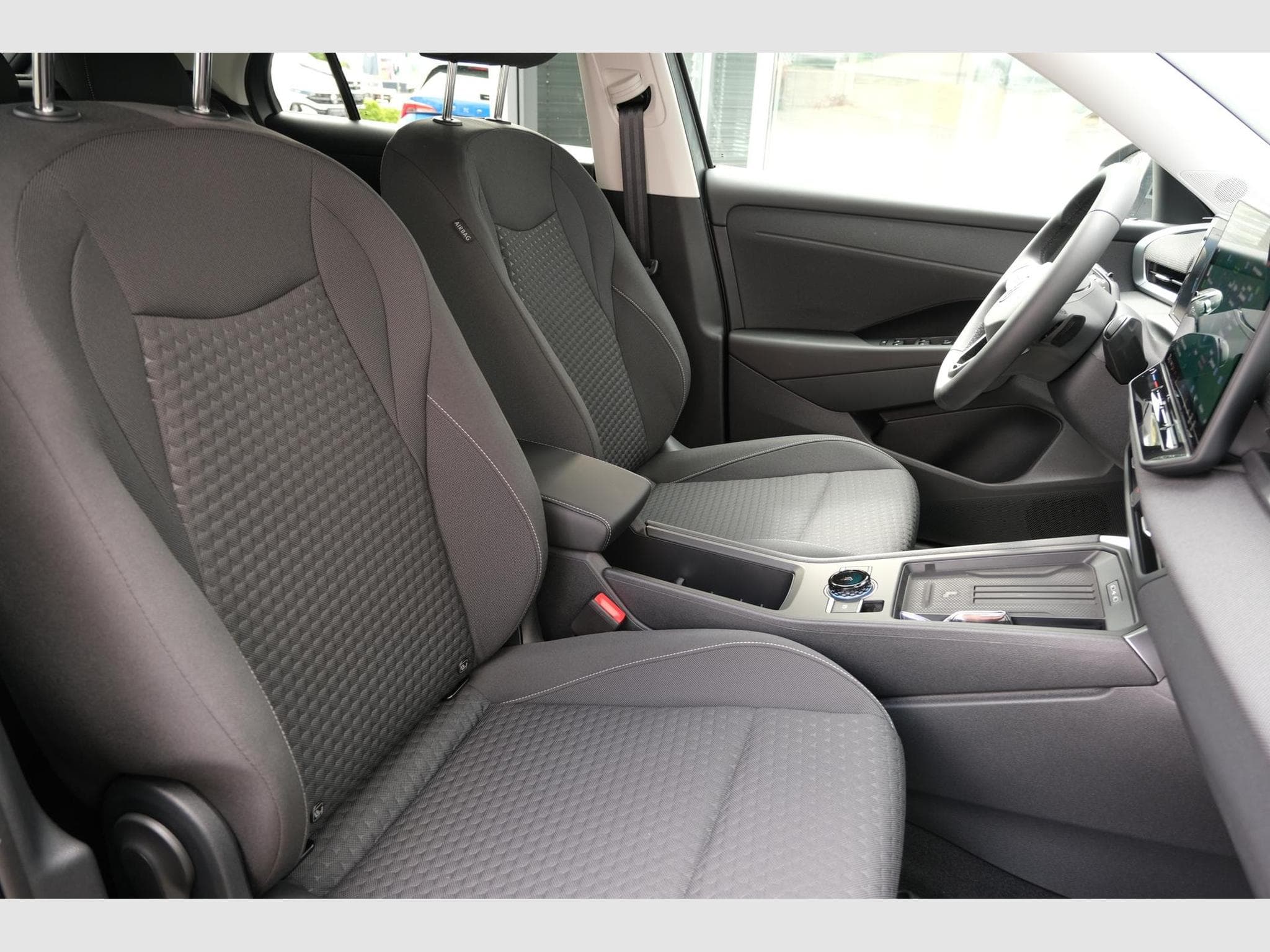 VW T-Roc 1.5 eTSI Life (2026) - Foto 25