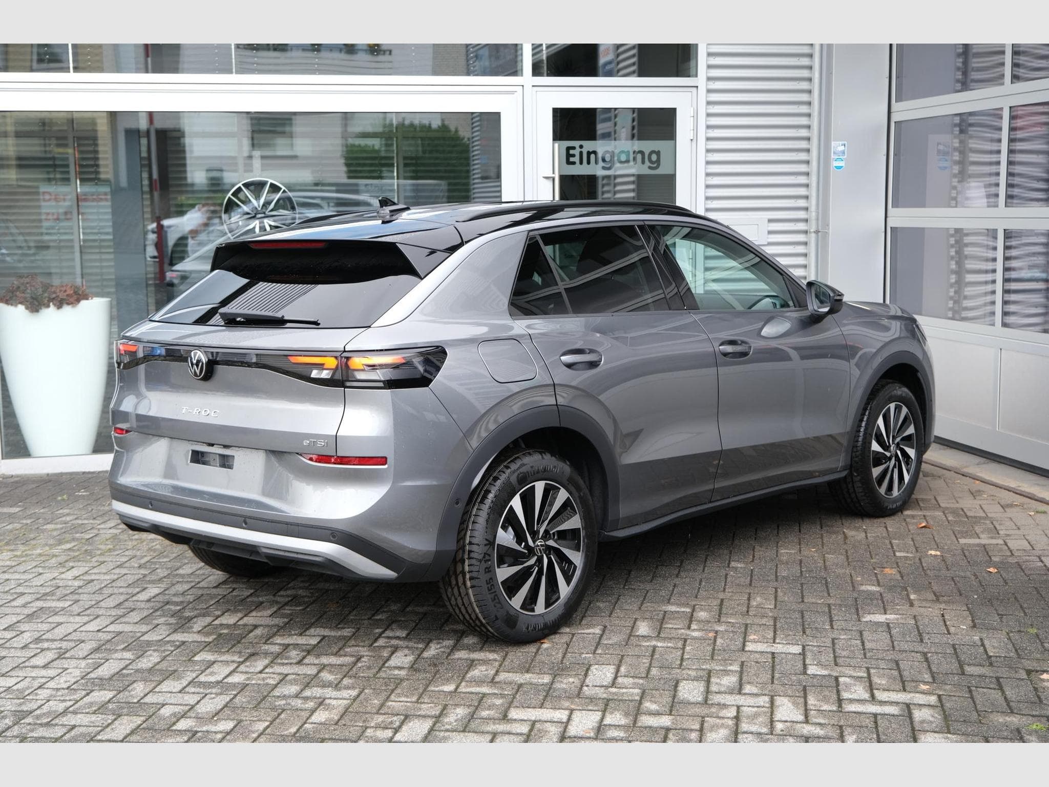 VW T-Roc 1.5 eTSI Life (2026) - Foto 6