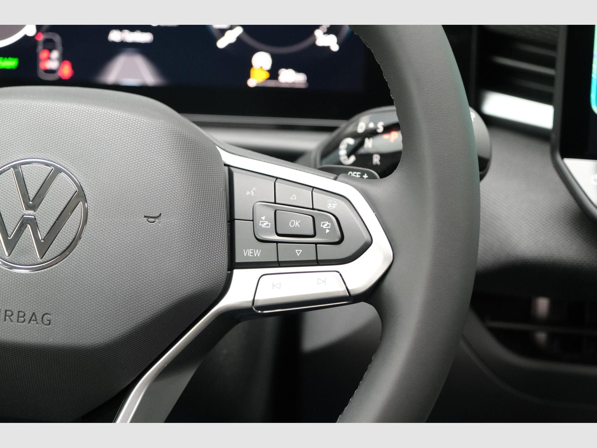 VW T-Roc 1.5 eTSI Life (2026) - Foto 24