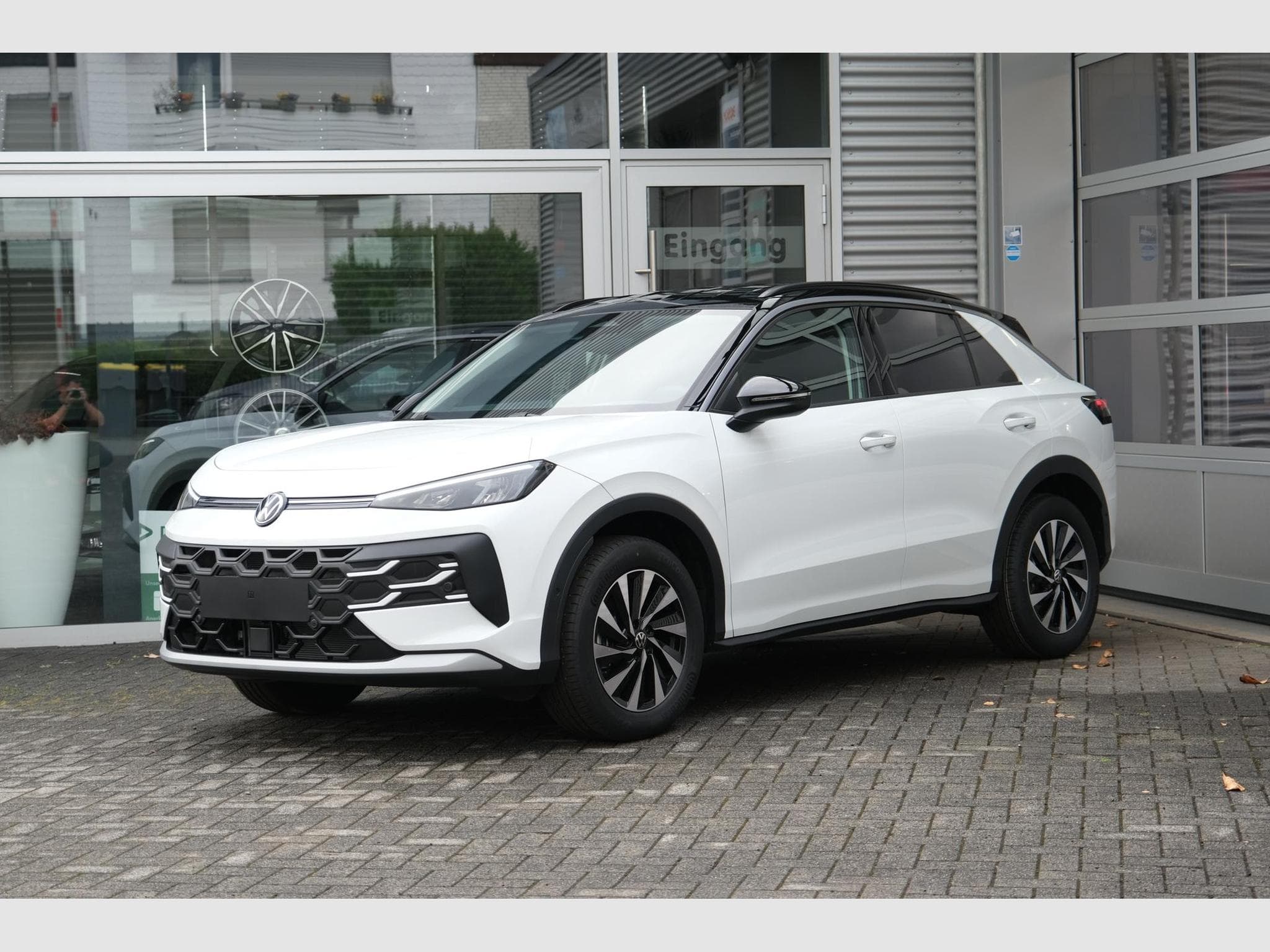 VW T-Roc 1.5 eTSI Life (2026) - Foto 1