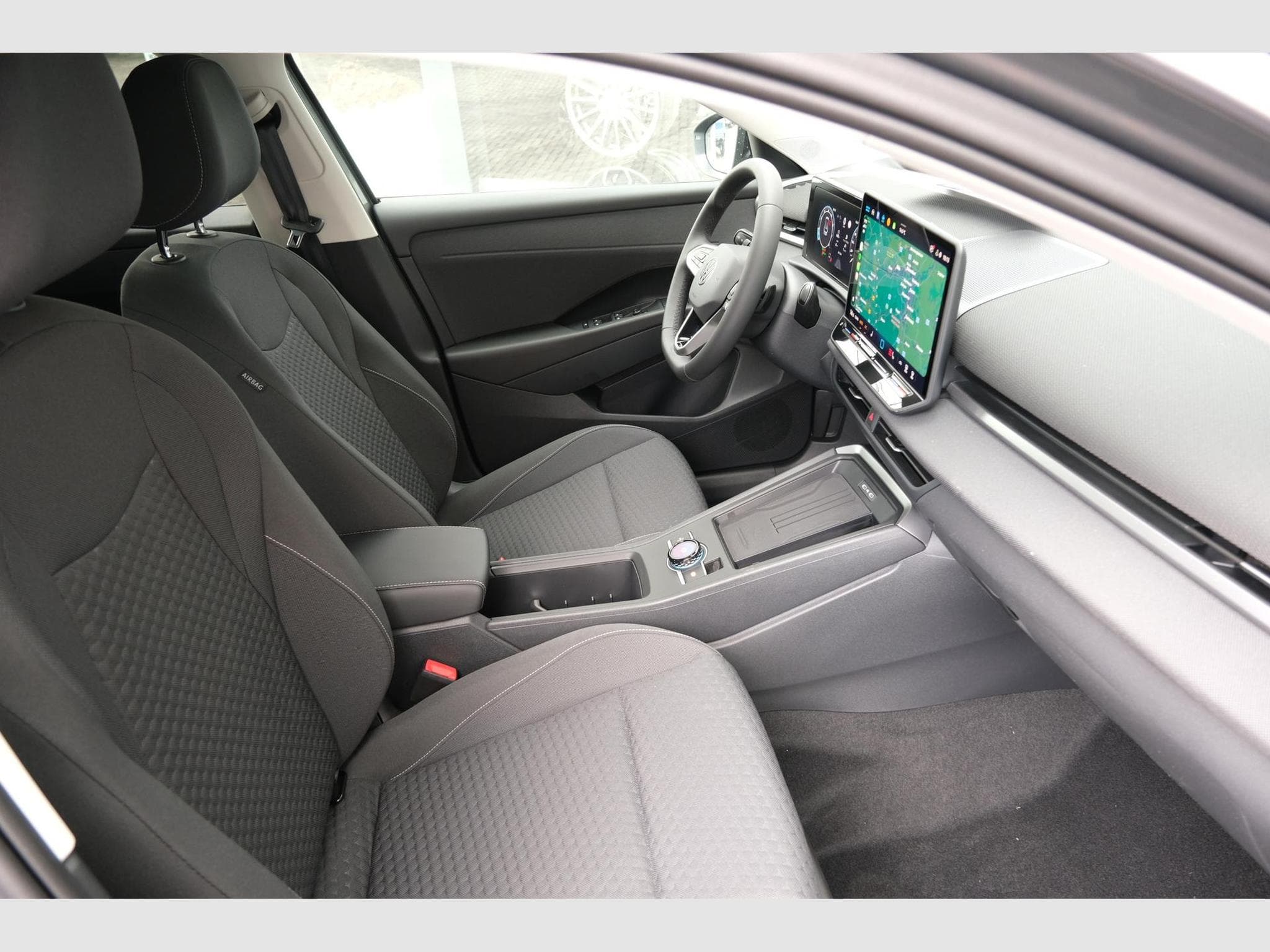 VW T-Roc 1.5 eTSI Life (2026) - Foto 14