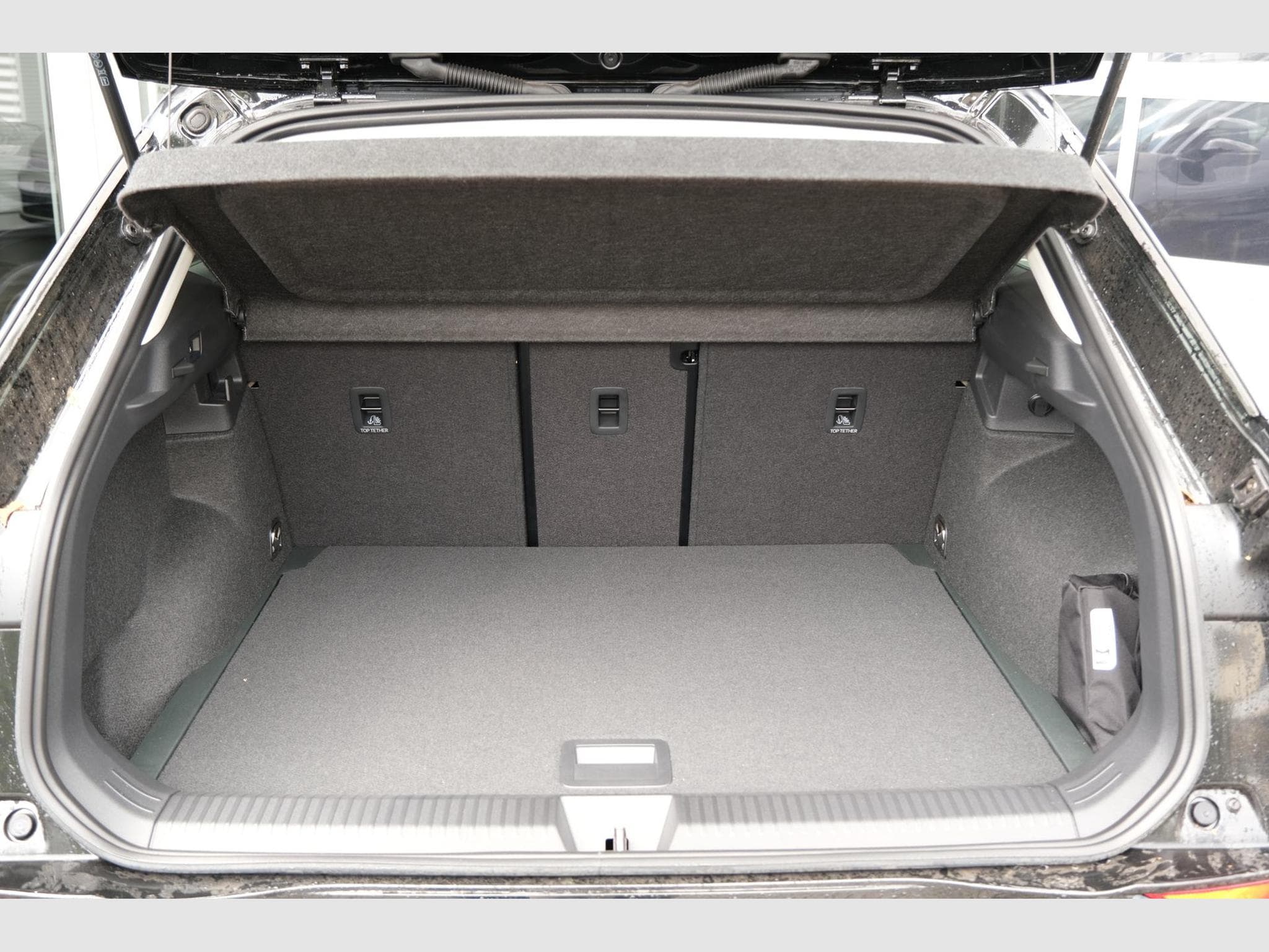 VW T-Roc 1.5 eTSI Life (2026) - Foto 8