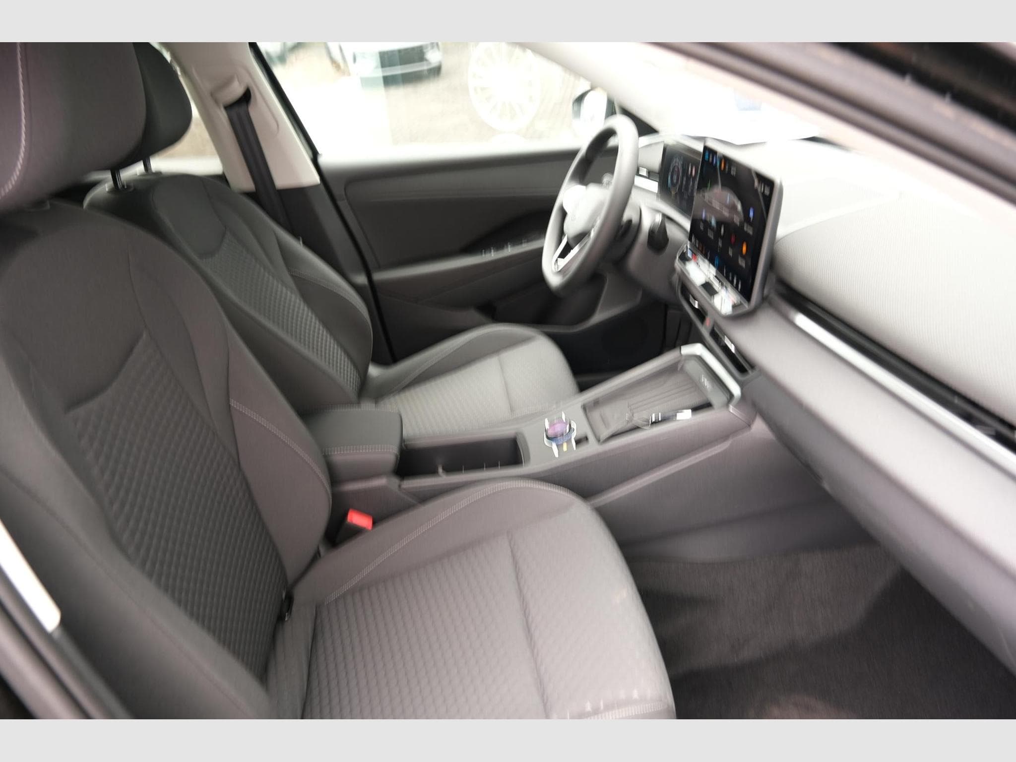 VW T-Roc 1.5 eTSI Life (2026) - Foto 7