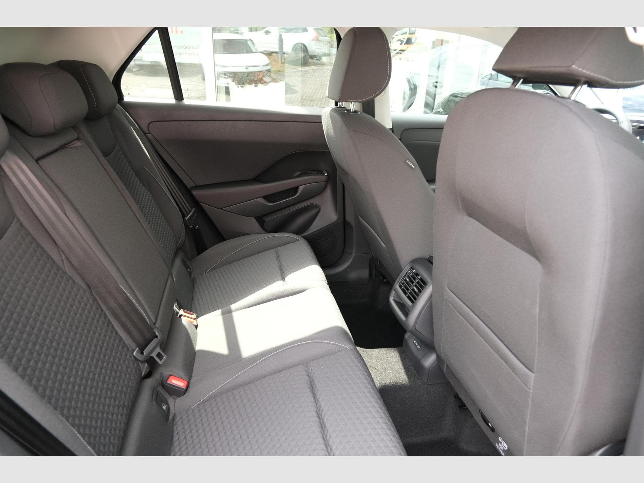 VW T-Roc 1.5 eTSI Life (2026) - Foto 10