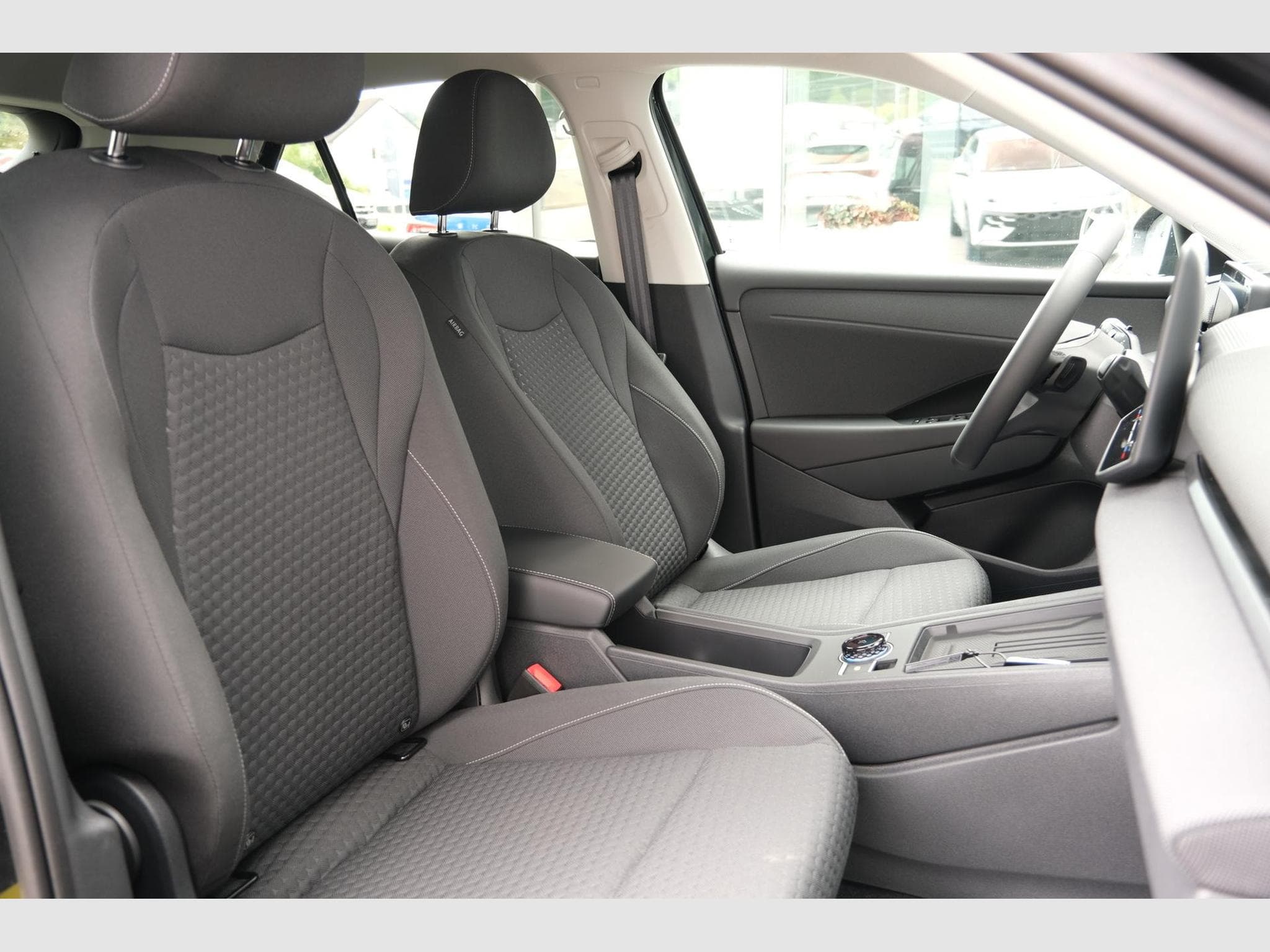 VW T-Roc 1.5 eTSI Life (2026) - Foto 24