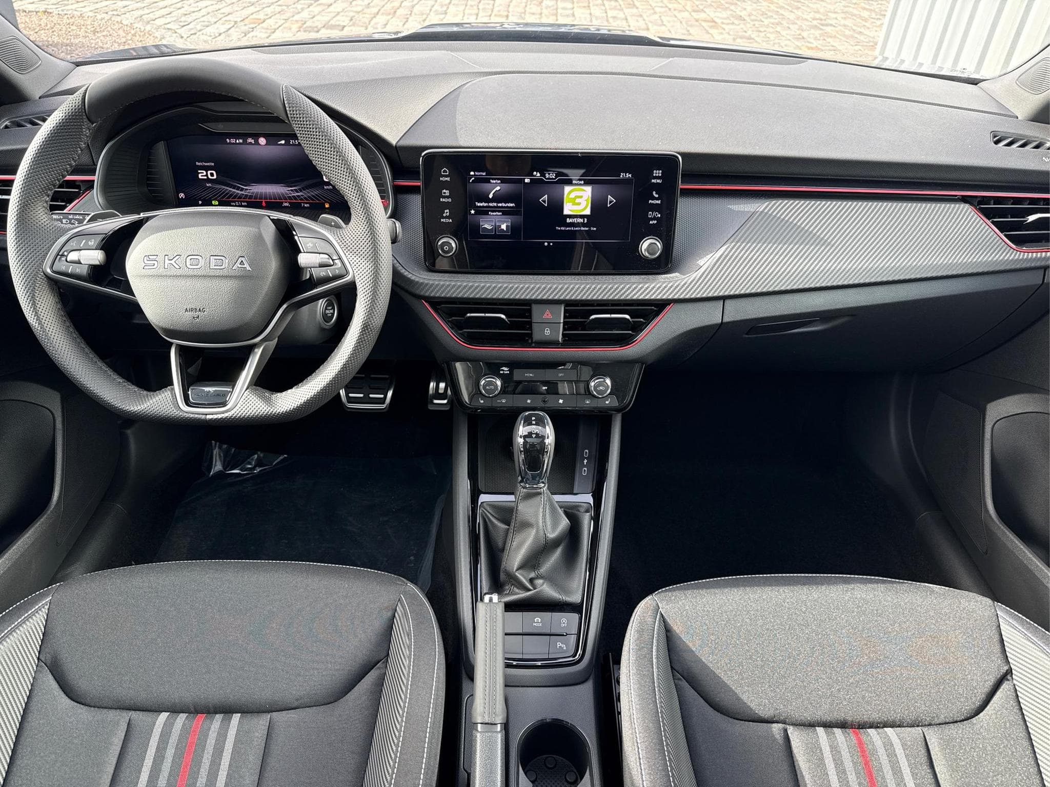 Skoda Kamiq Monte Carlo 1.5 (2026) - Foto 7