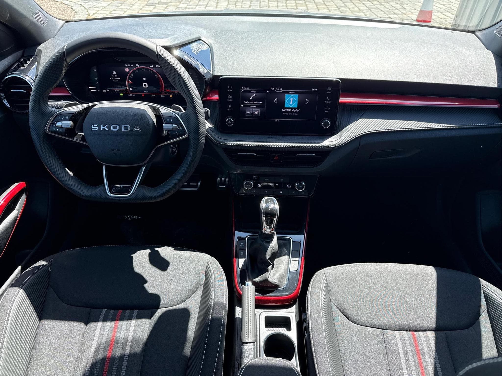 Skoda Fabia Monte Carlo 1.0 (2026) - Foto 6