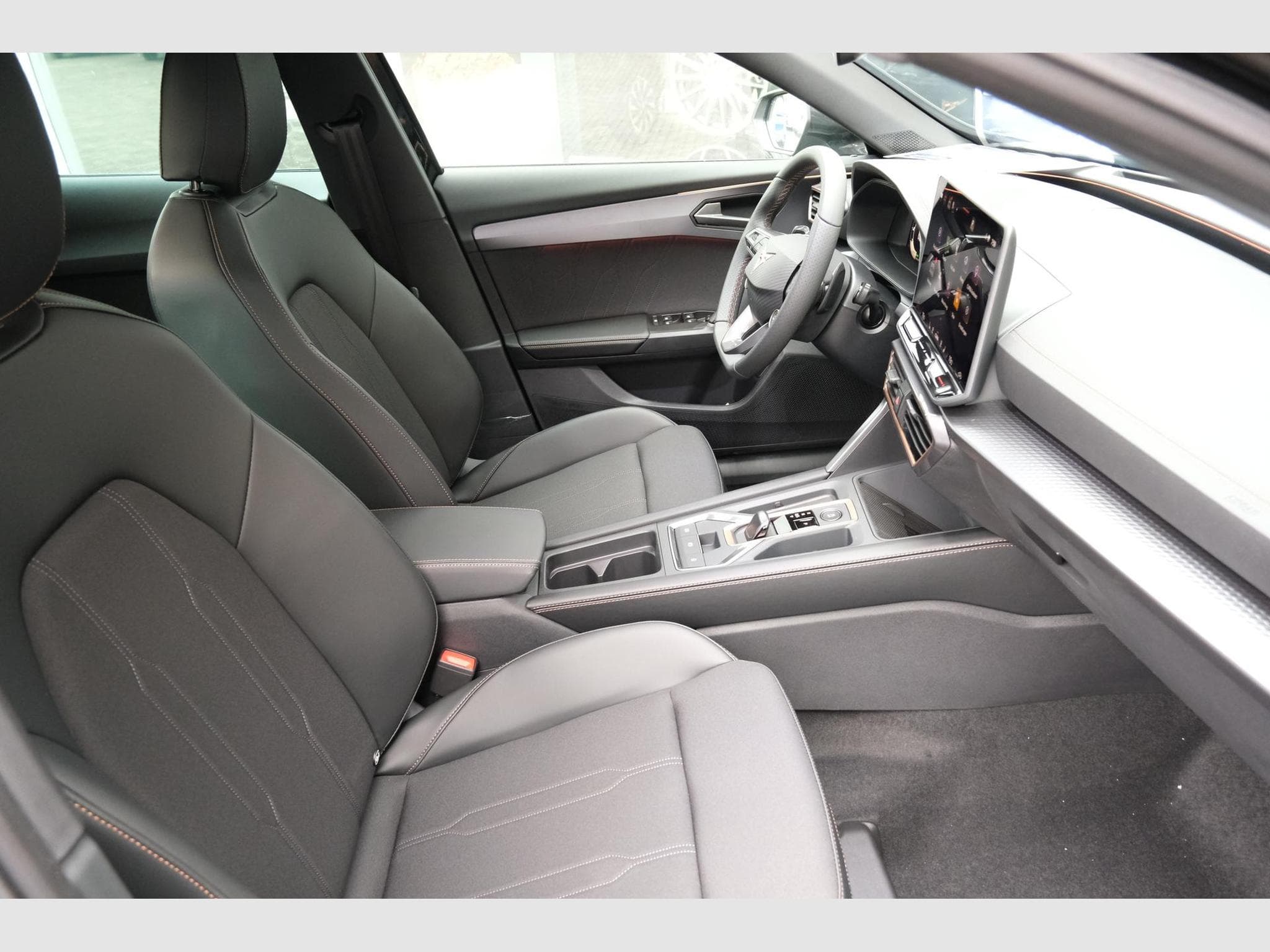 Cupra Formentor 1.5 eTSI DSG (2026) - Foto 7