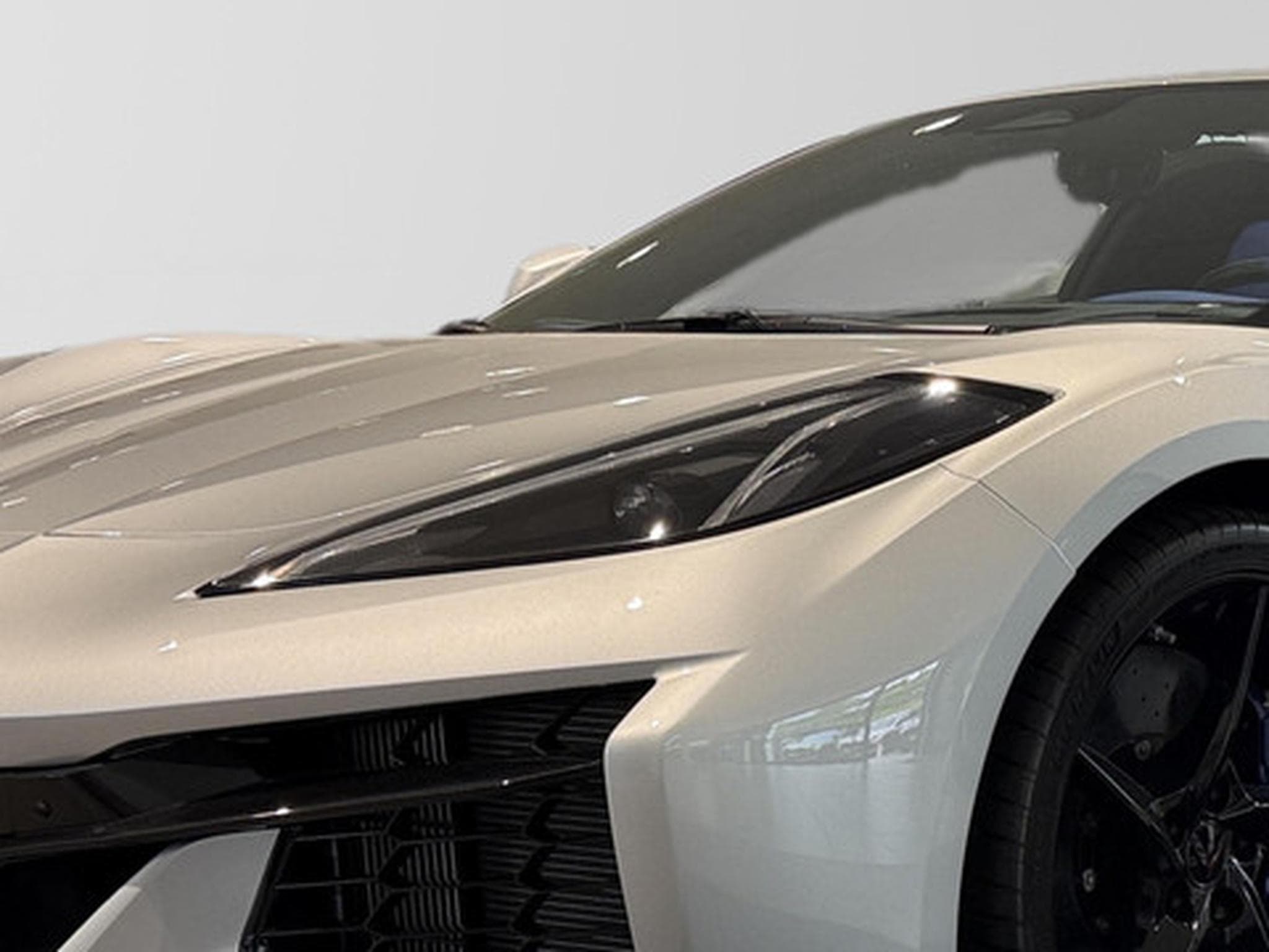 Chevrolet Corvette C8 ERAY CABRIOLET 3LZ eAWD 6.2 V8+eMotor (2026) - Photo 21