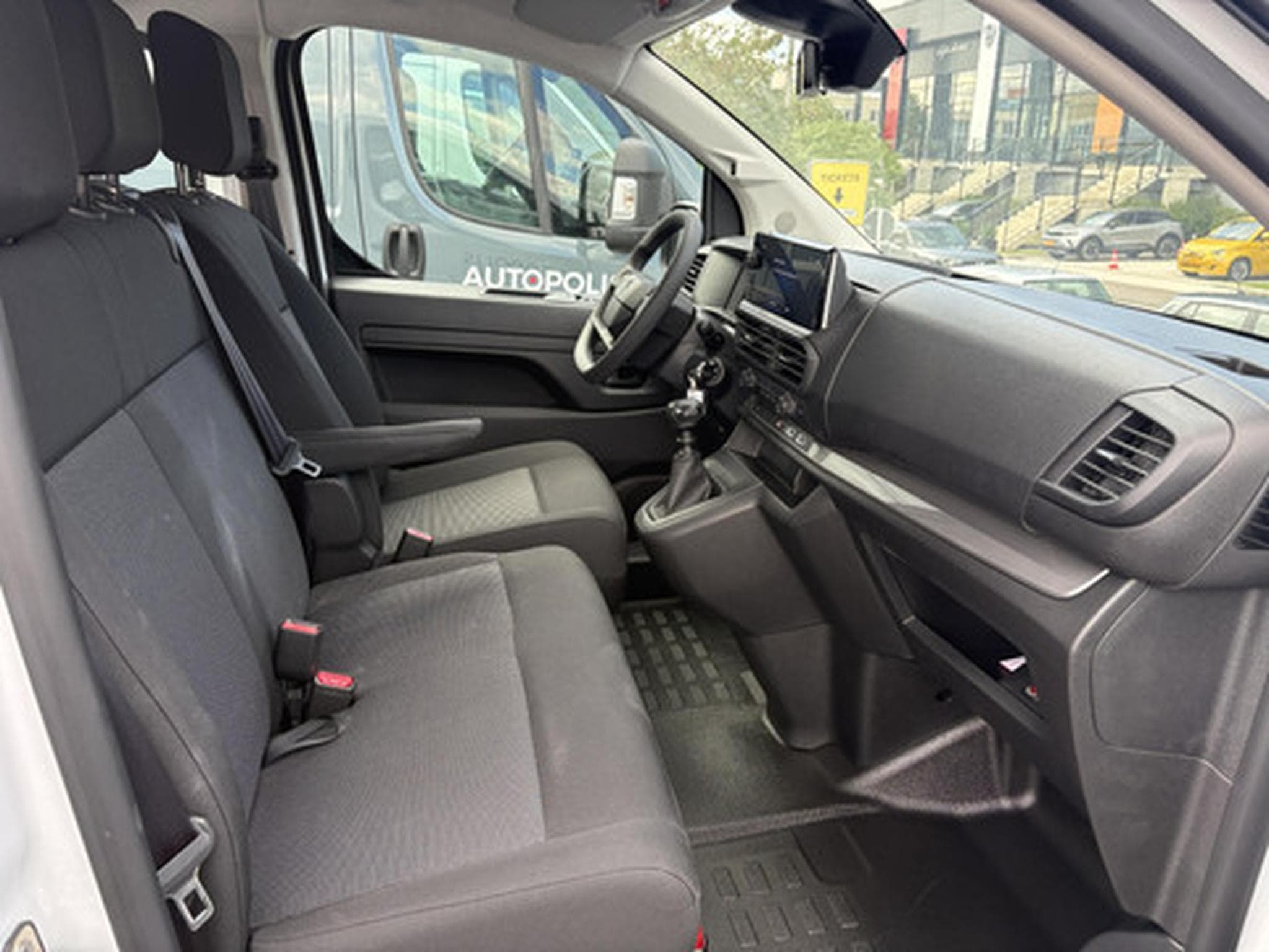 Opel Vivaro Double Cabine XL Diesel 150ch Manuelle (2026) - Foto 2