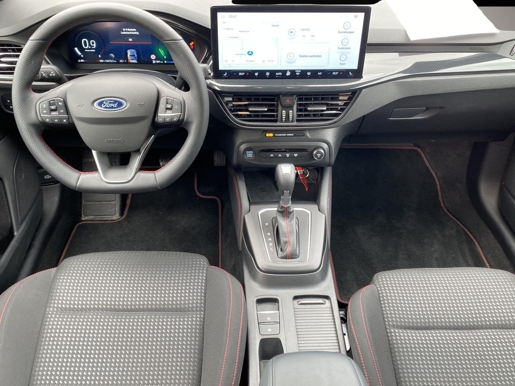 Ford Focus (2024) - Photo 3
