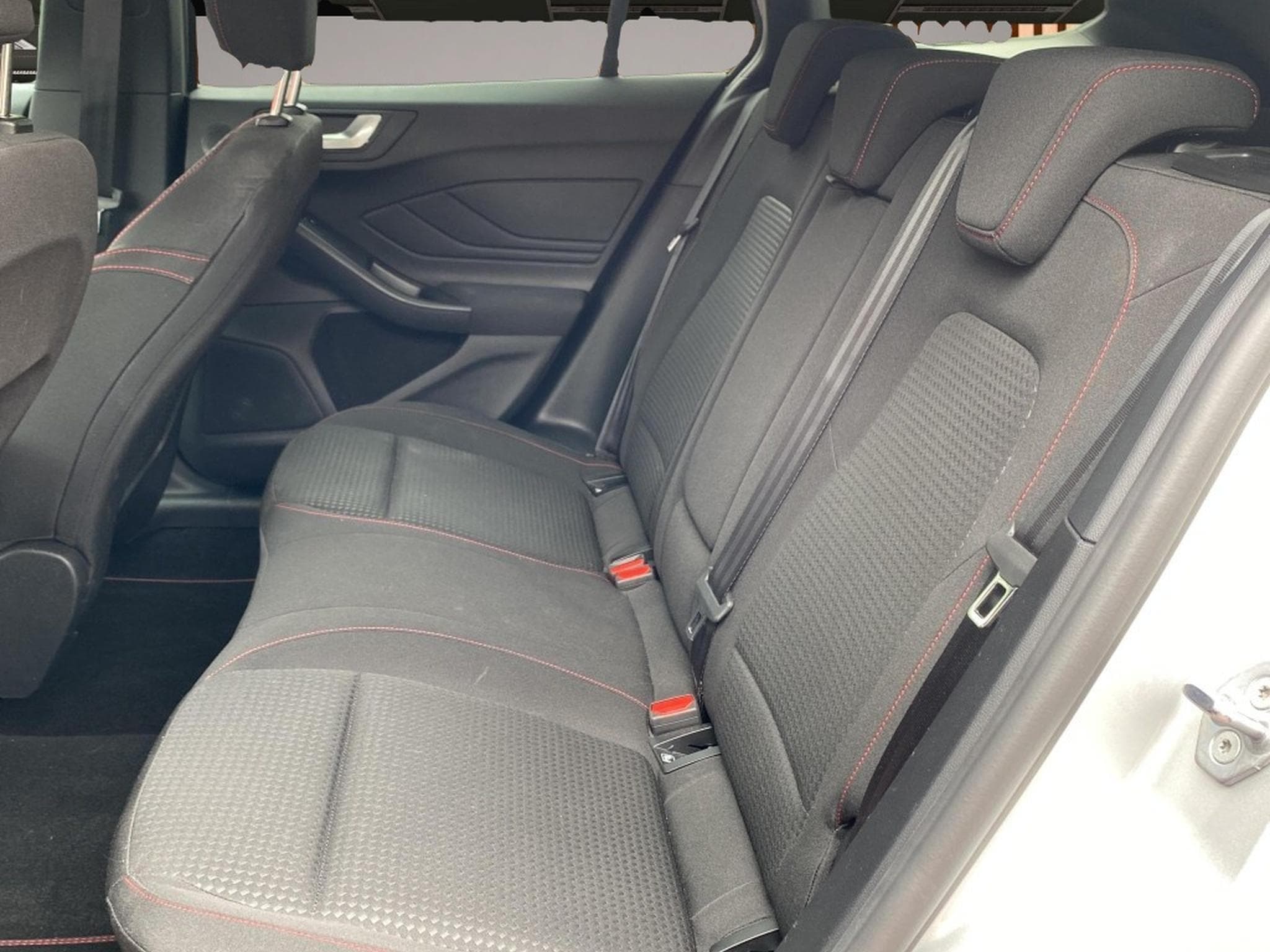 Ford Focus (2024) - Photo 4
