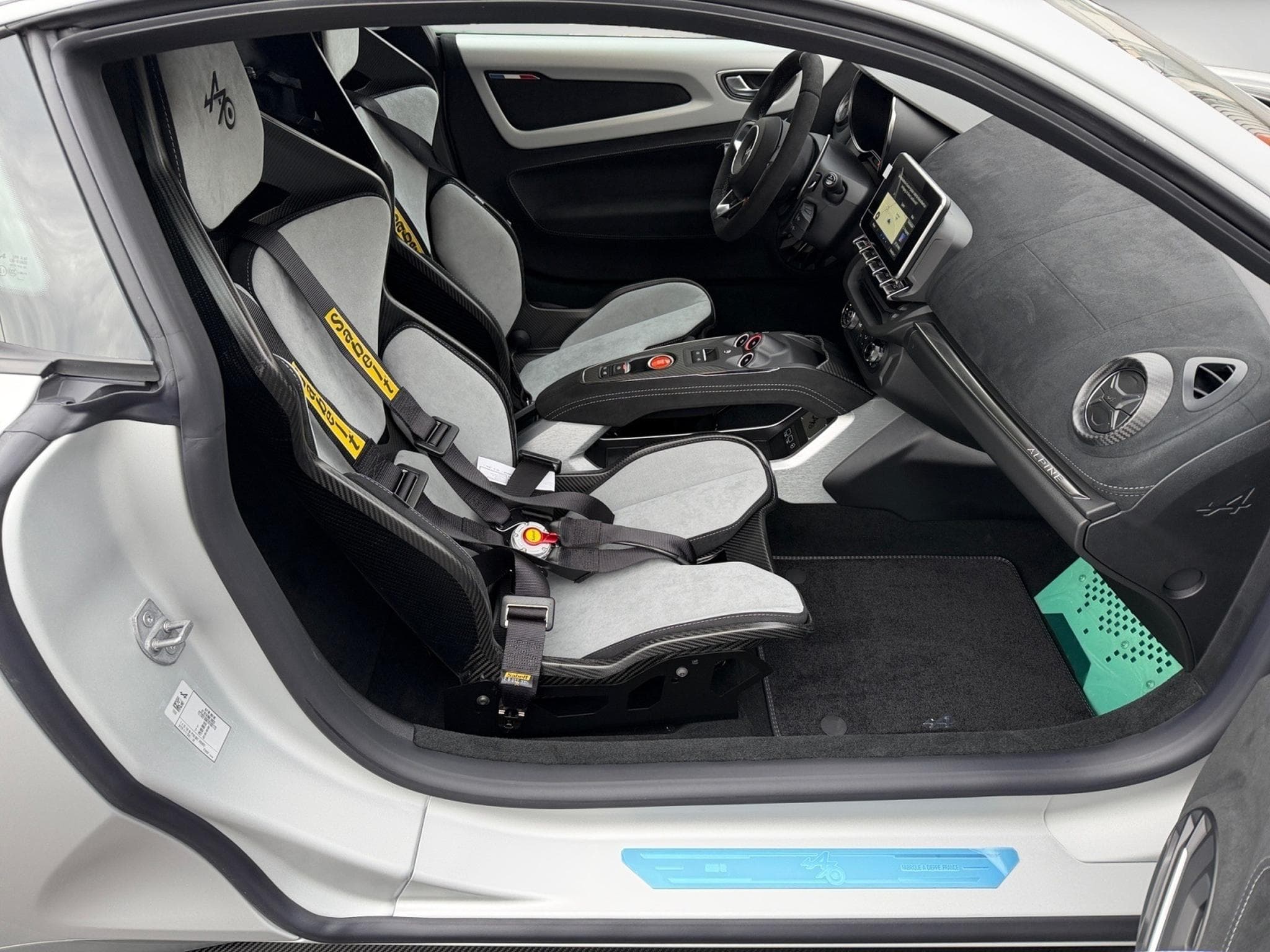Alpine A110 R70 1 of 770 Atelier gris acier (2026) - Foto 15