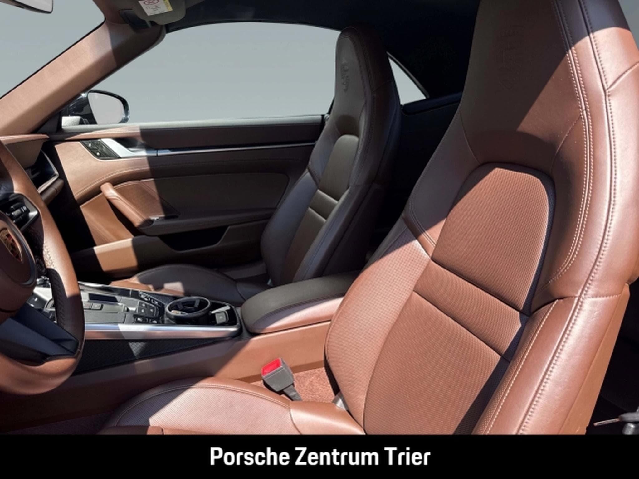 Porsche 992 (911) Carrera 4S Cabriolet (2020) - Photo 5
