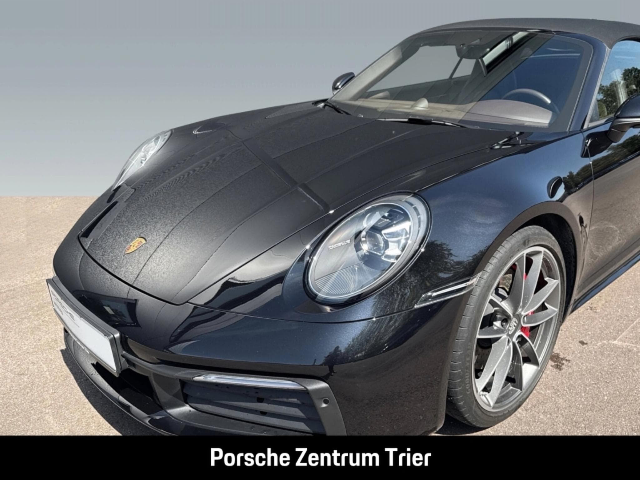 Porsche 992 (911) Carrera 4S Cabriolet (2020) - Photo 9