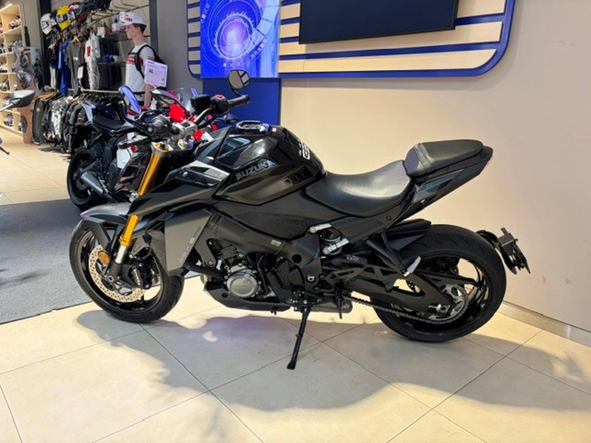 Suzuki GSX-S (2023) - Foto 6