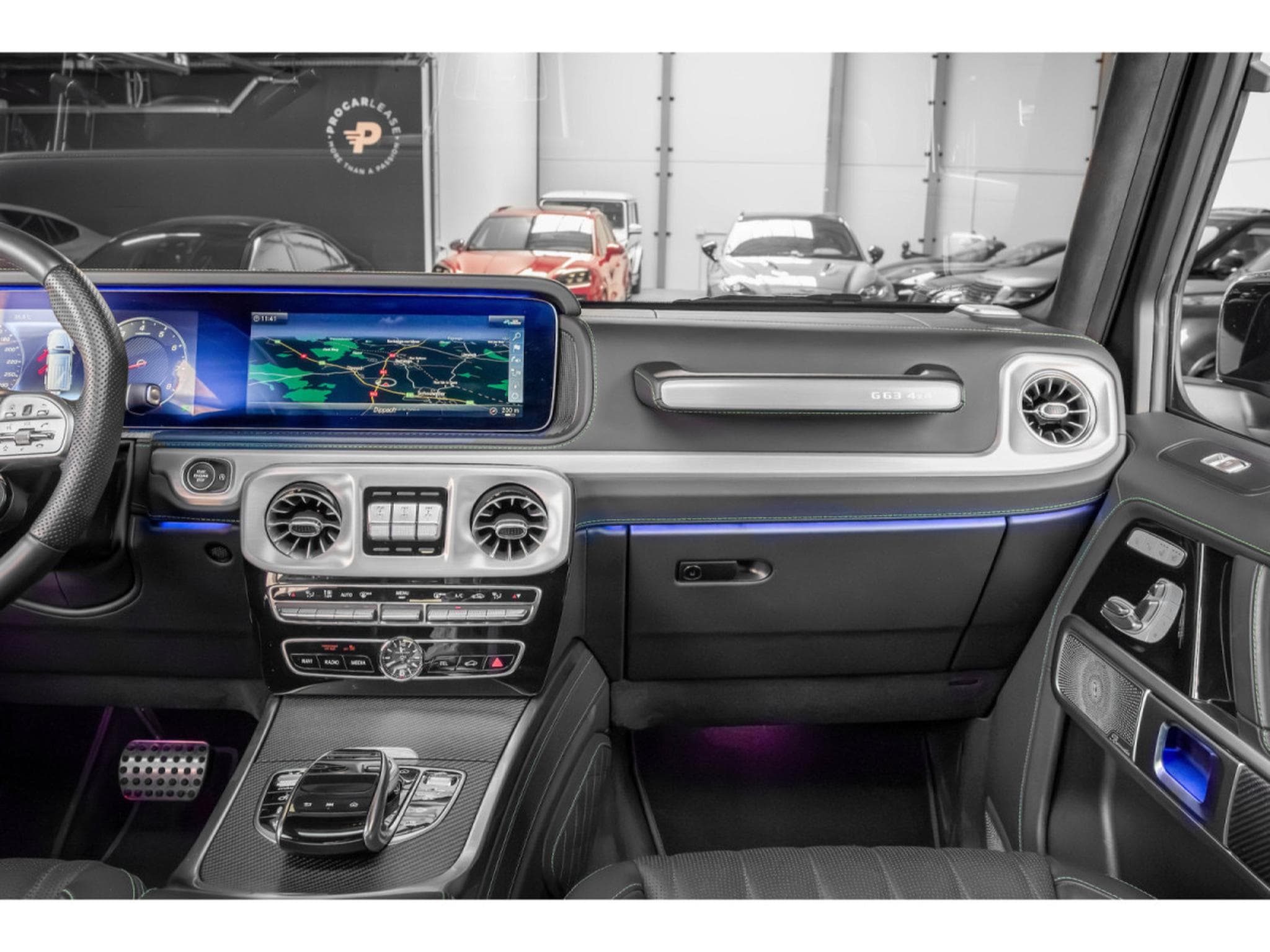 Mercedes G 63 AMG MERCEDES-AMG G 63 4x4² ° FULL OPTIONS° MANUFAKTUR °BURMESTER (2023) - Photo 20
