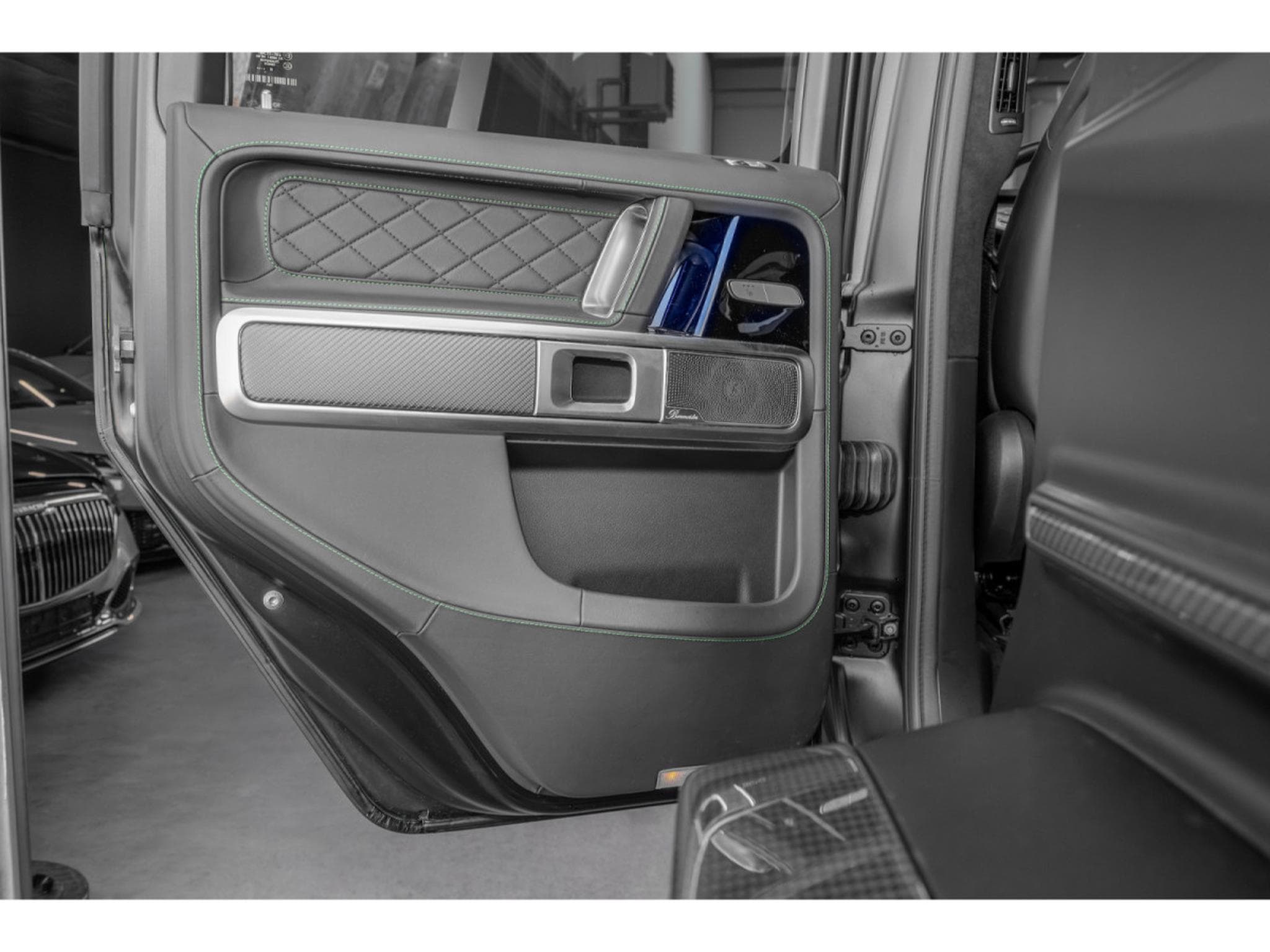 Mercedes G 63 AMG MERCEDES-AMG G 63 4x4² ° FULL OPTIONS° MANUFAKTUR °BURMESTER (2023) - Photo 19