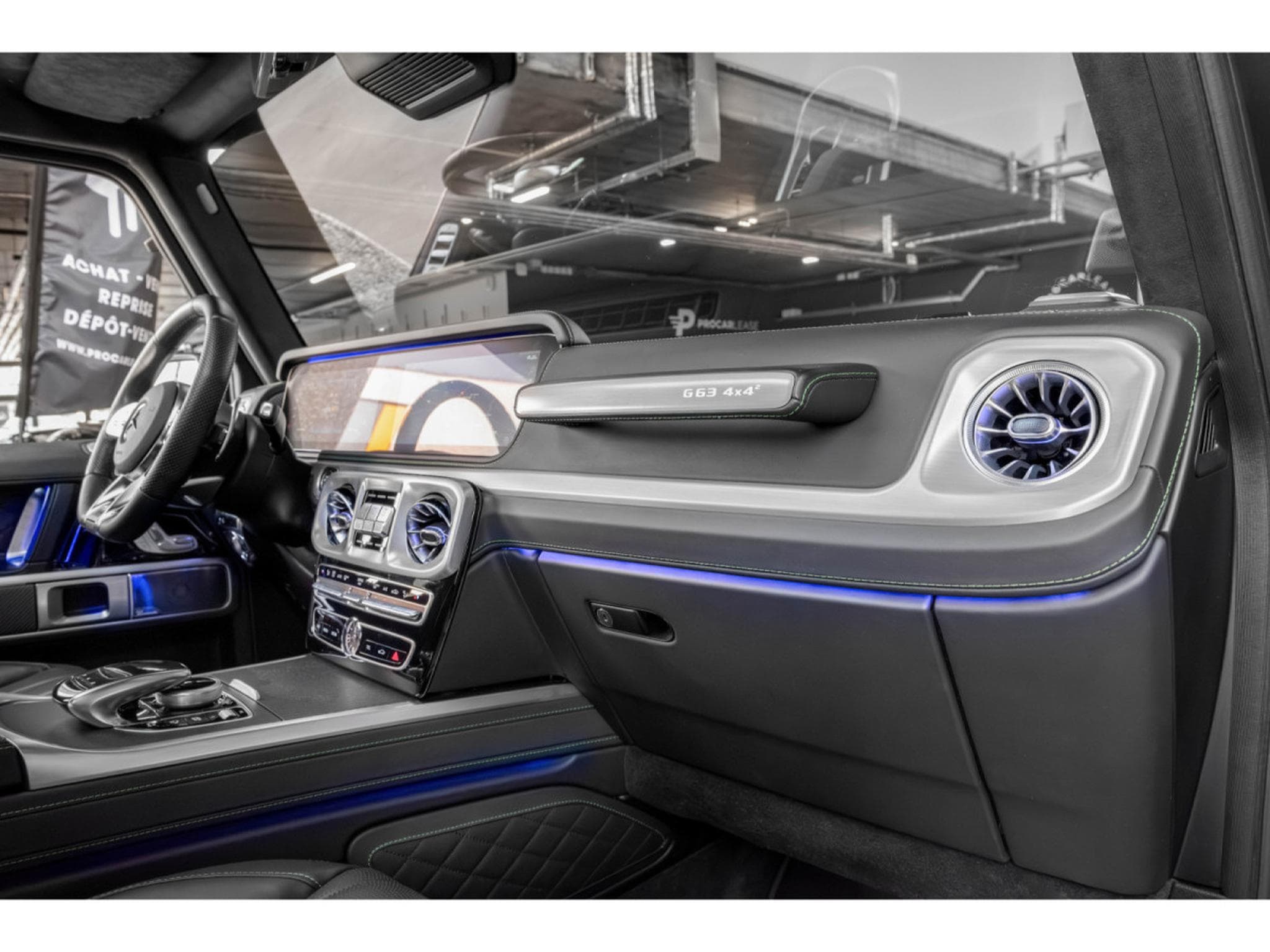 Mercedes G 63 AMG MERCEDES-AMG G 63 4x4² ° FULL OPTIONS° MANUFAKTUR °BURMESTER (2023) - Photo 22