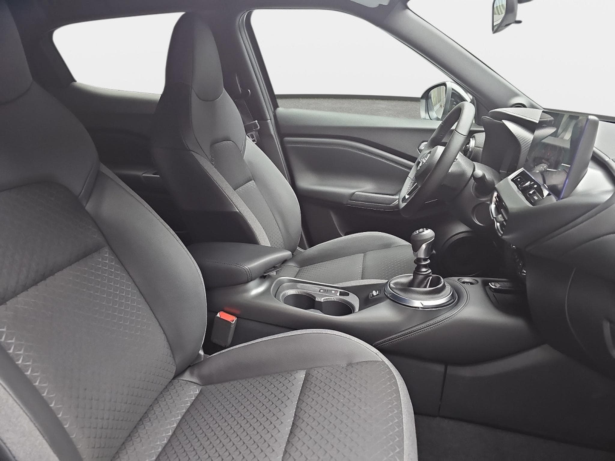 Nissan Juke 1.6 Hybrid 143 Auto N-Connecta (2026) - Photo 14
