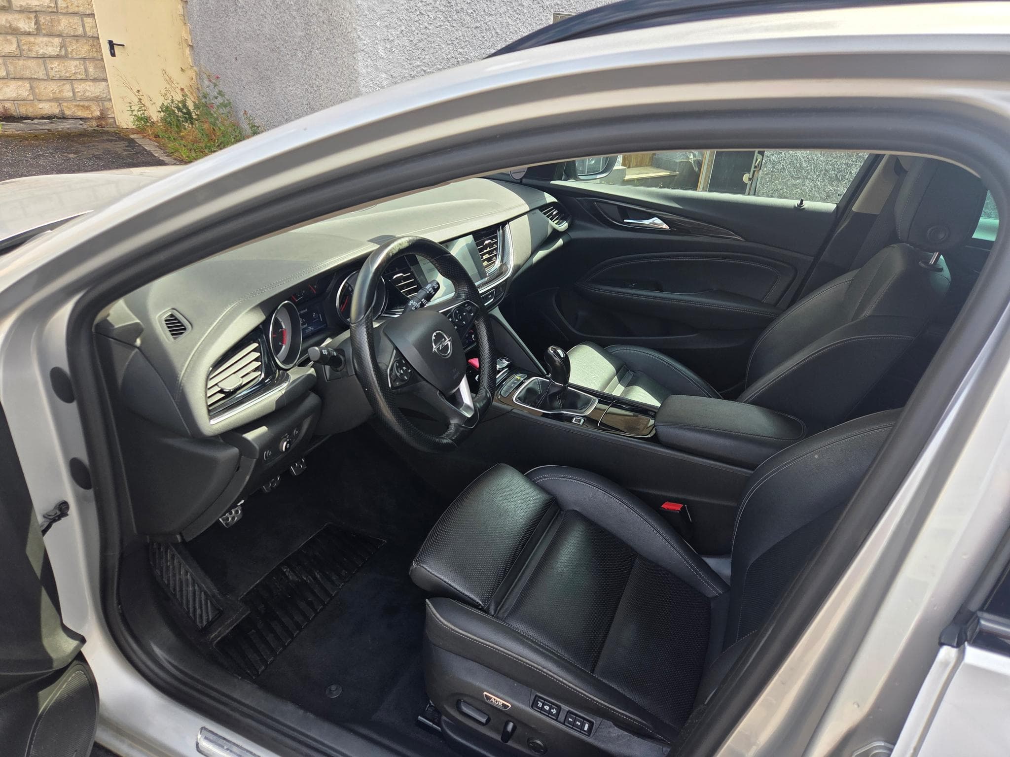 Opel Insignia 2.0 CDTI 170CV OPC LINE (2018) - Foto 9