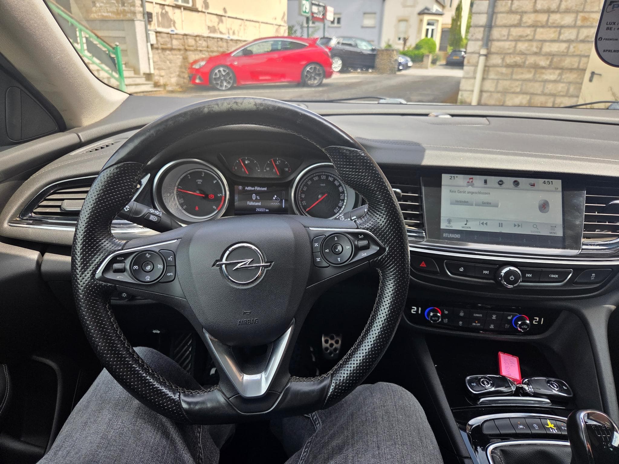 Opel Insignia 2.0 CDTI 170CV OPC LINE (2018) - Foto 11