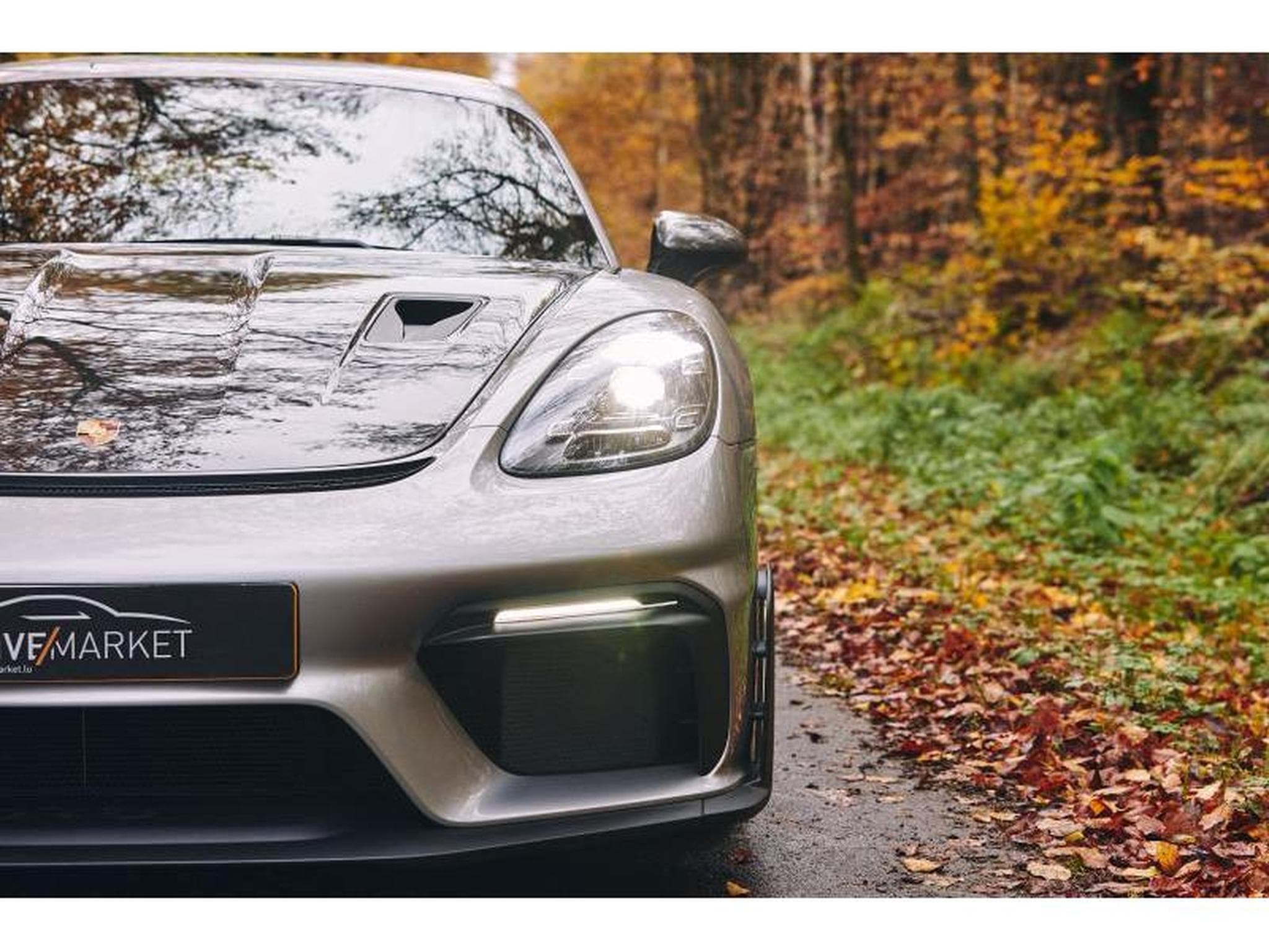 Porsche Cayman GT4 RS Weissach (2023) - Photo 44