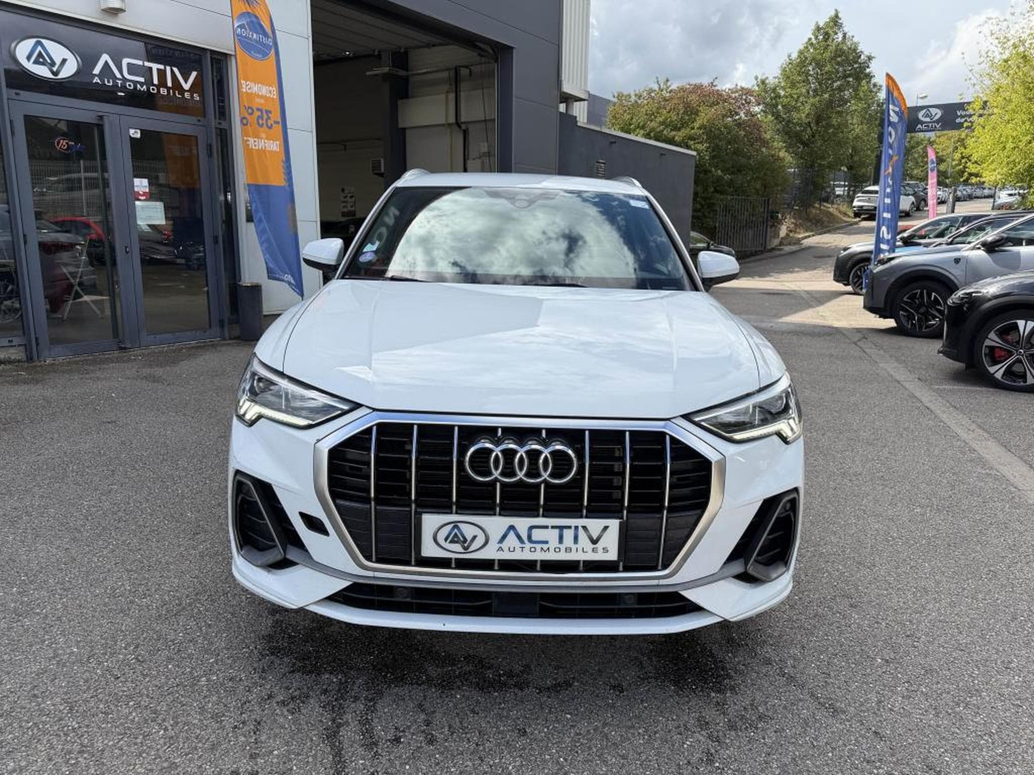 Audi Q3 45 TFSI E 245 S LINE S TRONIC 6 (2022) - Foto 2